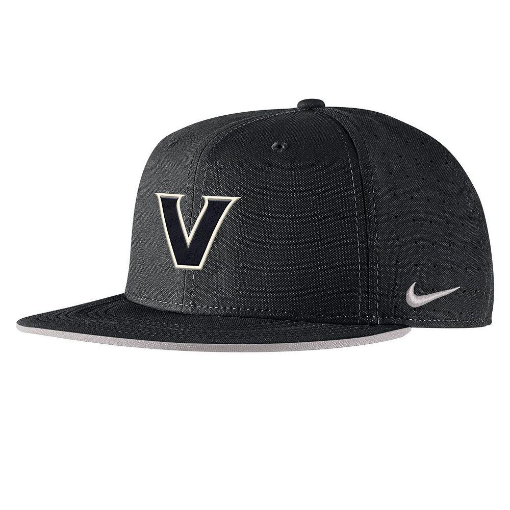 Men's Nike Crimson Washington State Cougars 2025 On-Field True Performance Baseball Fitted Hat,  Product Image