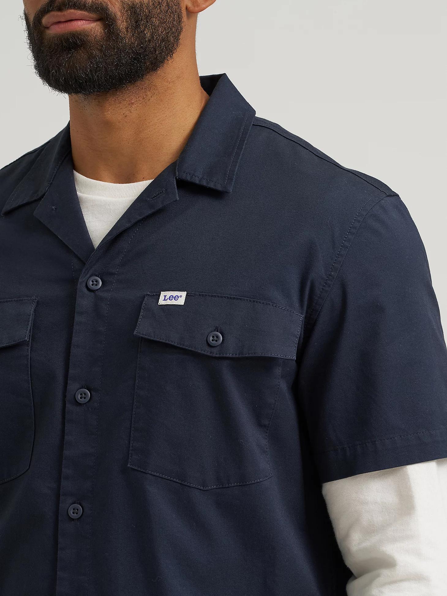 Men's Short Sleeve Relaxed Fit Button Down Workshirt | Men's Tops & Tees | Lee® Product Image