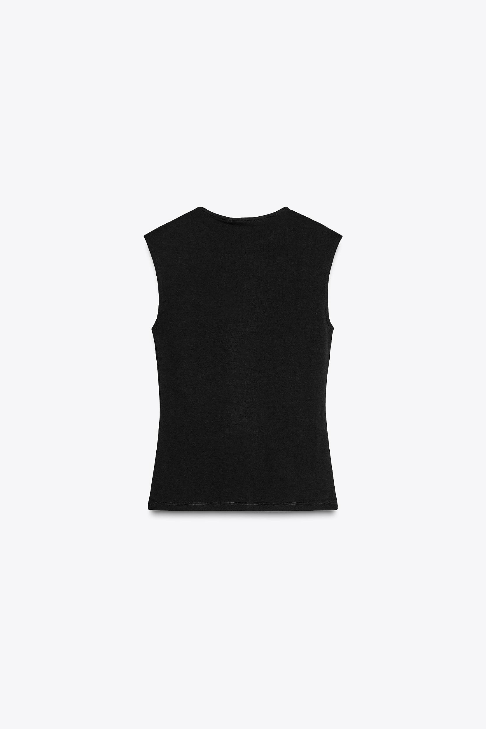 TANK TOP Product Image