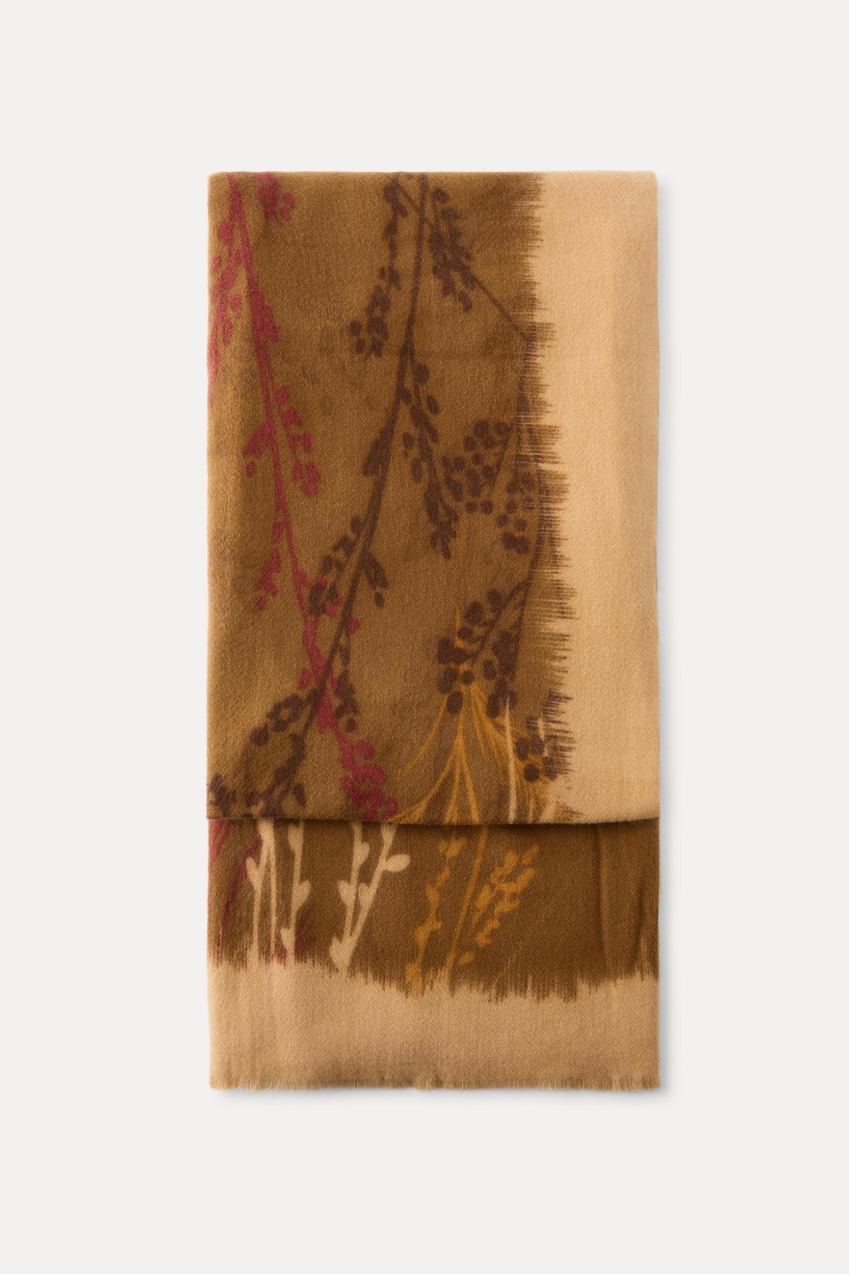 FLORAL PRINT SCARF Product Image