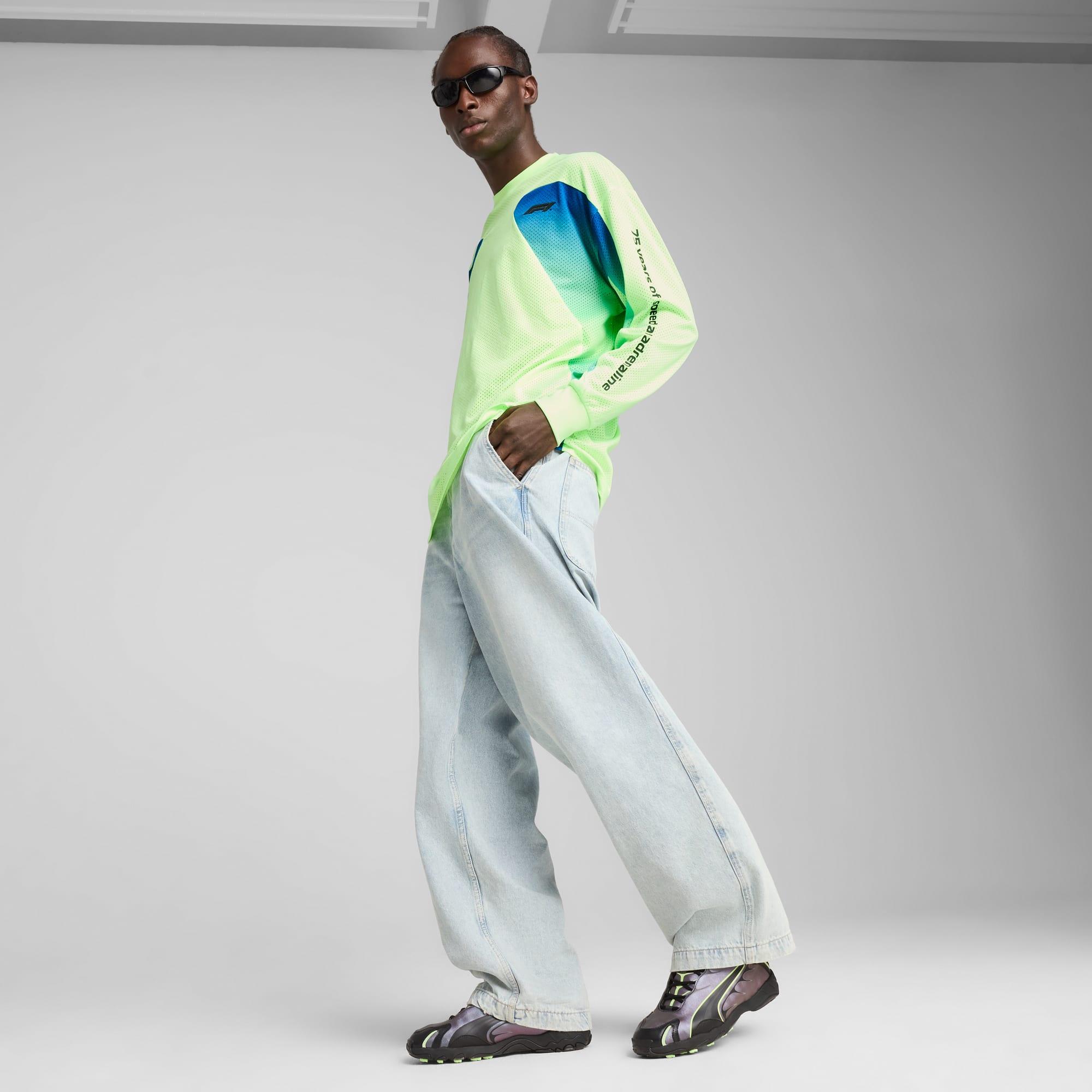 Formula 1® Men's Oversized Long Sleeve Tee Product Image