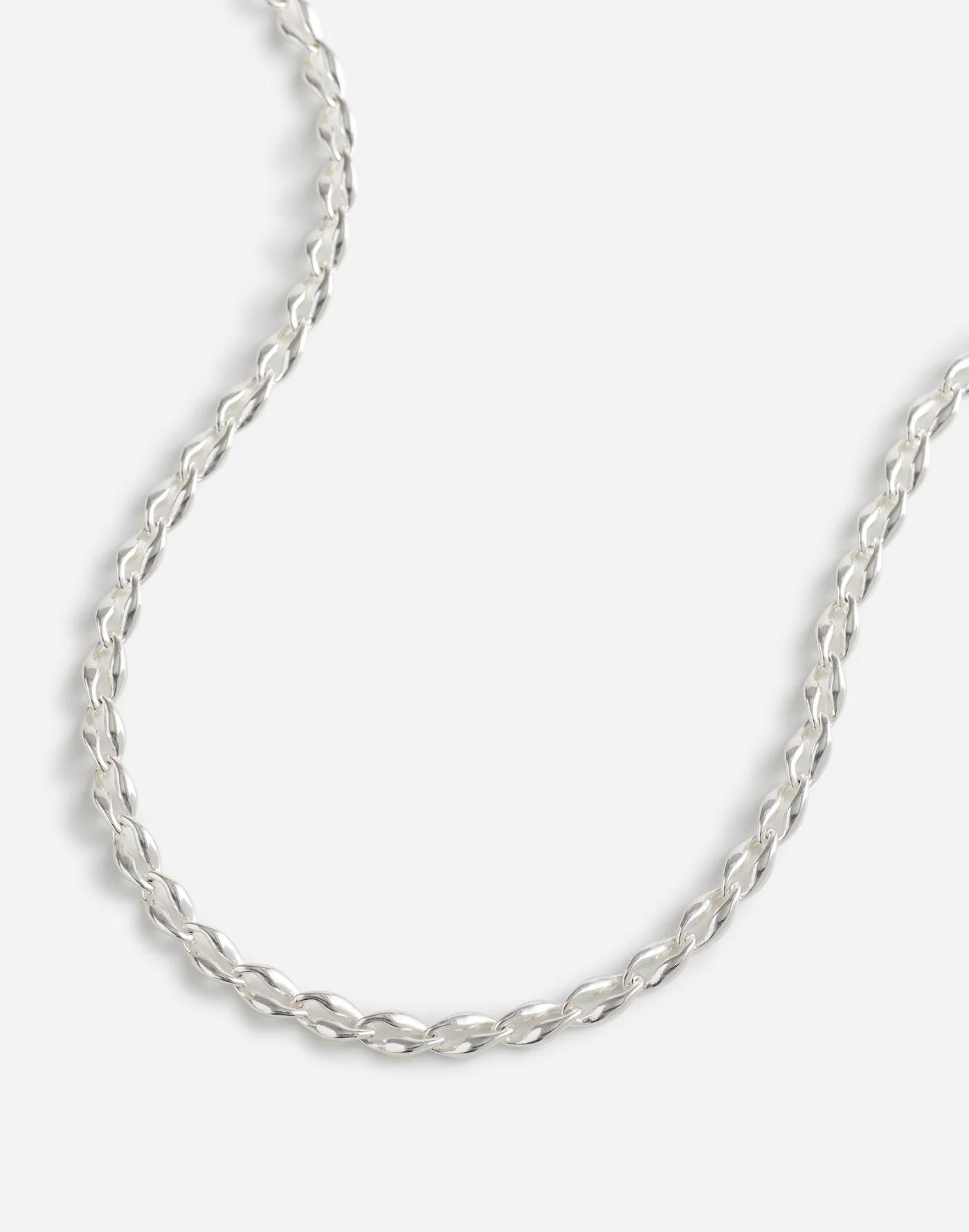 Chunky Chain Necklace Product Image