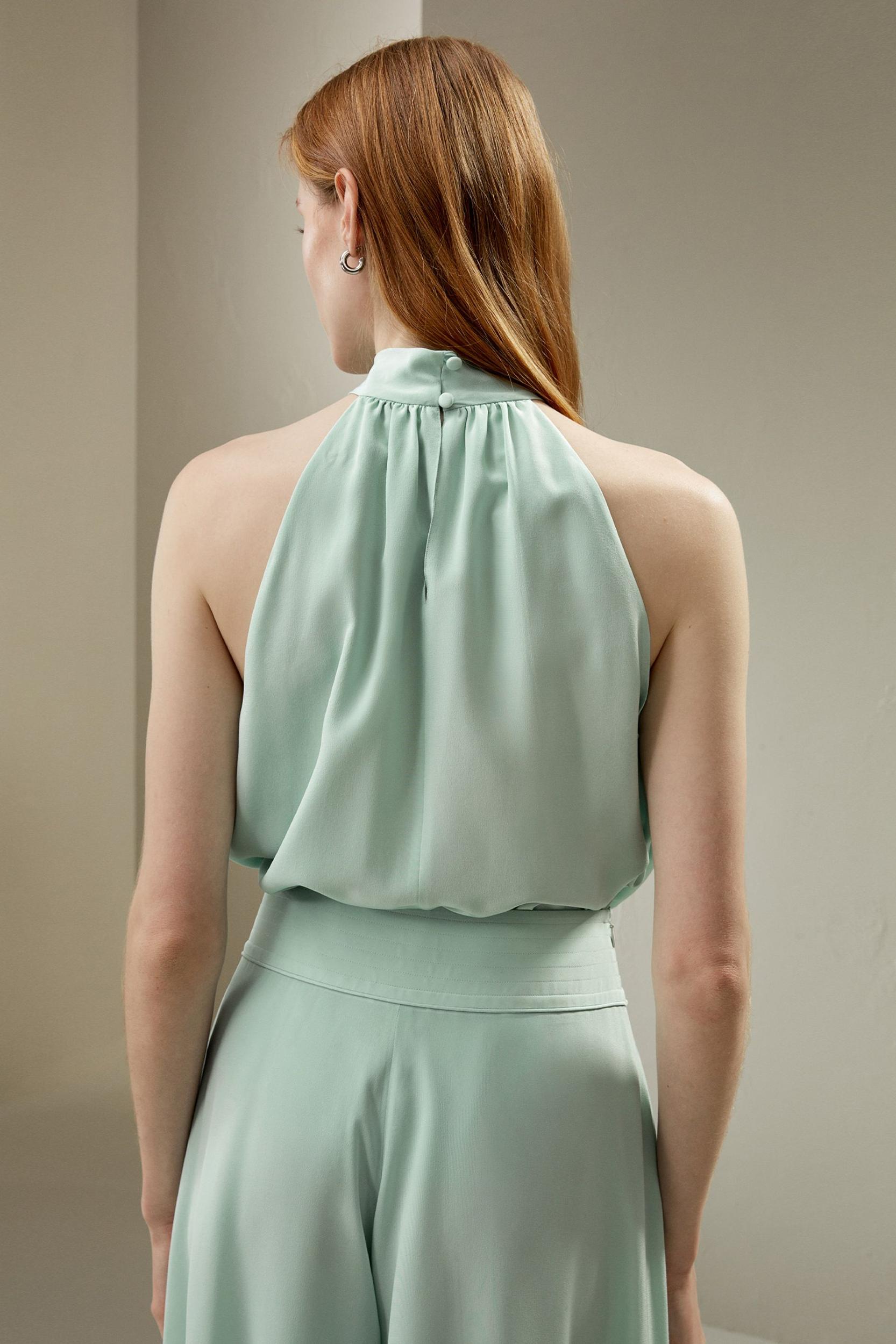 LILYSILK Women's Silk Cr¨ºpe de Chine Pleated Halter Top in Mint Green, Size 4 Product Image