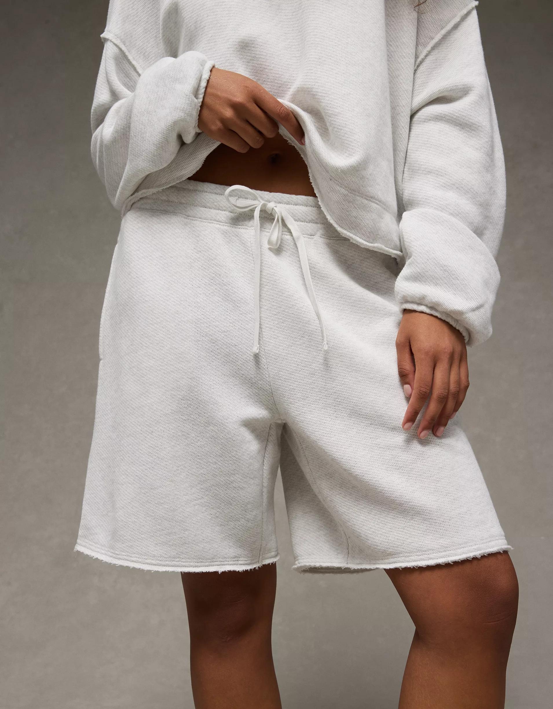 AE Saltwash Fleece Bermuda Short Product Image