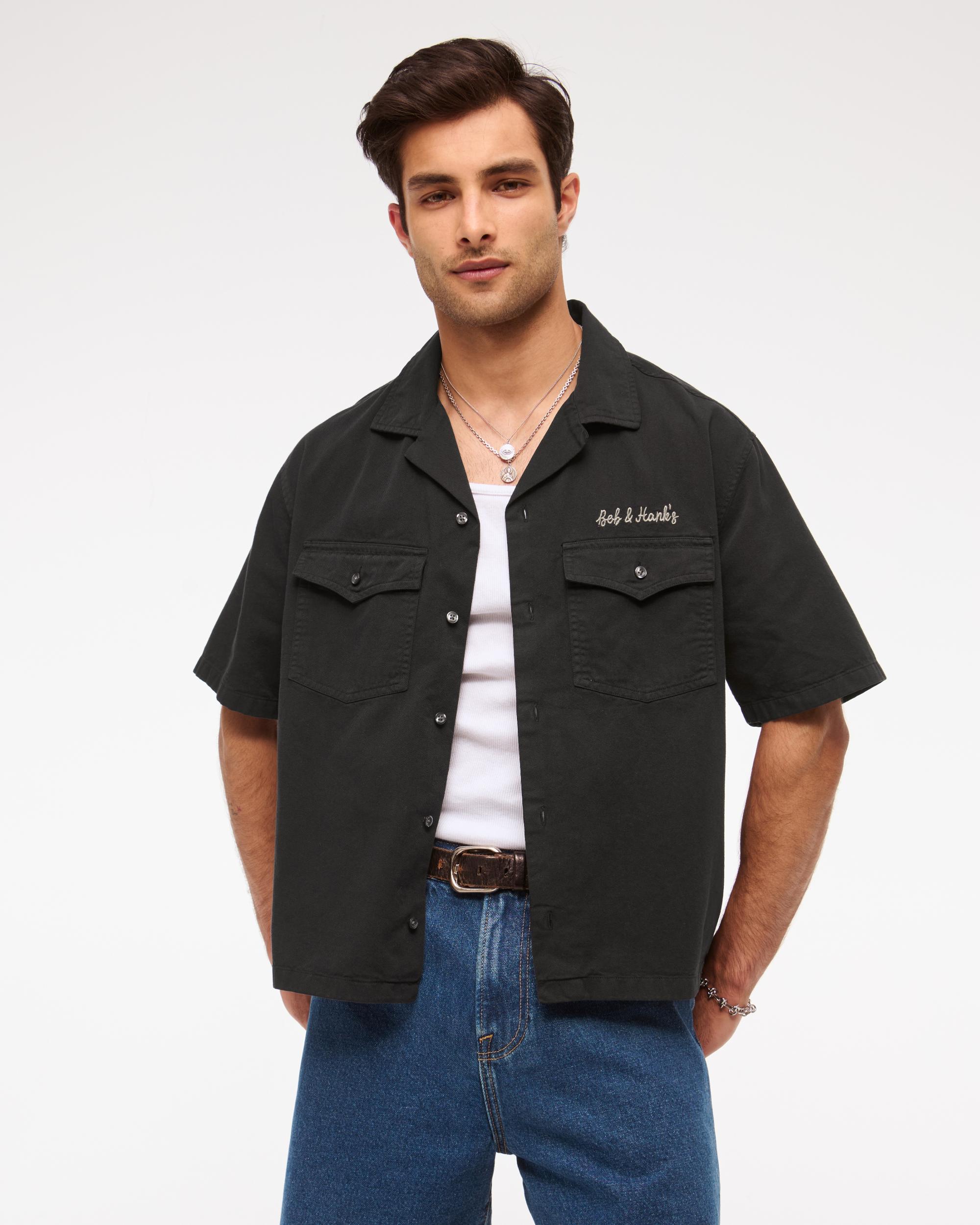 Short-Sleeve Cropped Western Graphic Button-Up Shirt Product Image