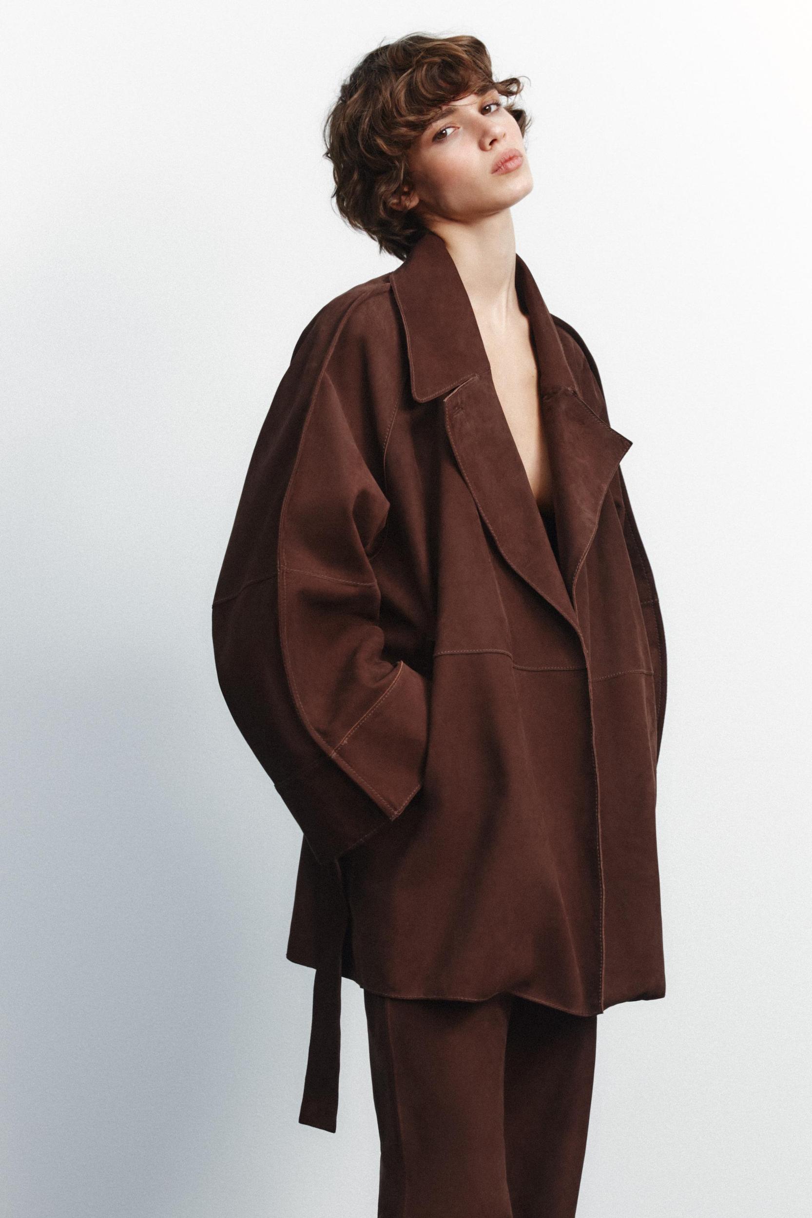OVERSIZED SUEDE SHORT TRENCH COAT Product Image