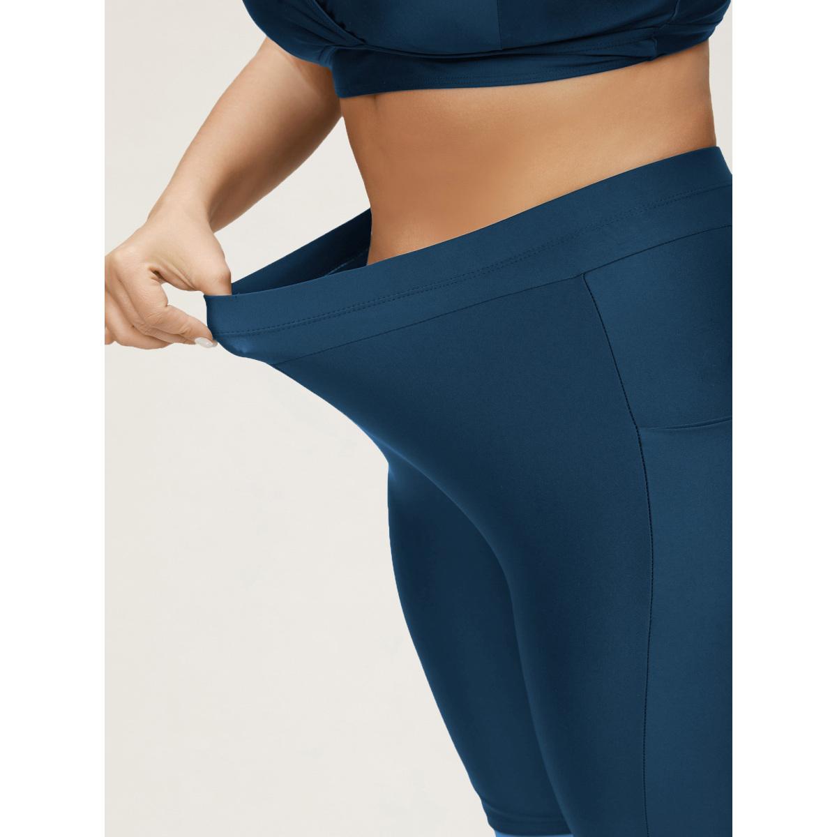 Plus Size Super Stretchy Pocket Skinny-Fit Swim Bottom Women's Swimwear Black Resort Non High stretch Skinny High Rise Slanted pocket Curve Swim Bottoms BloomChic 28/5X Product Image