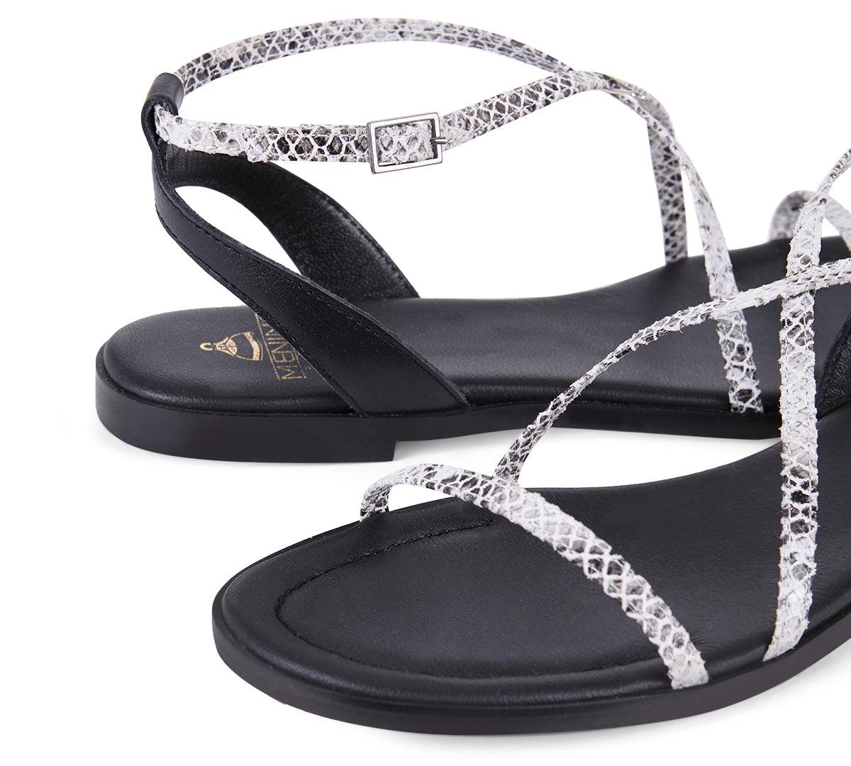 Cadaqués Black & White Sandal Product Image