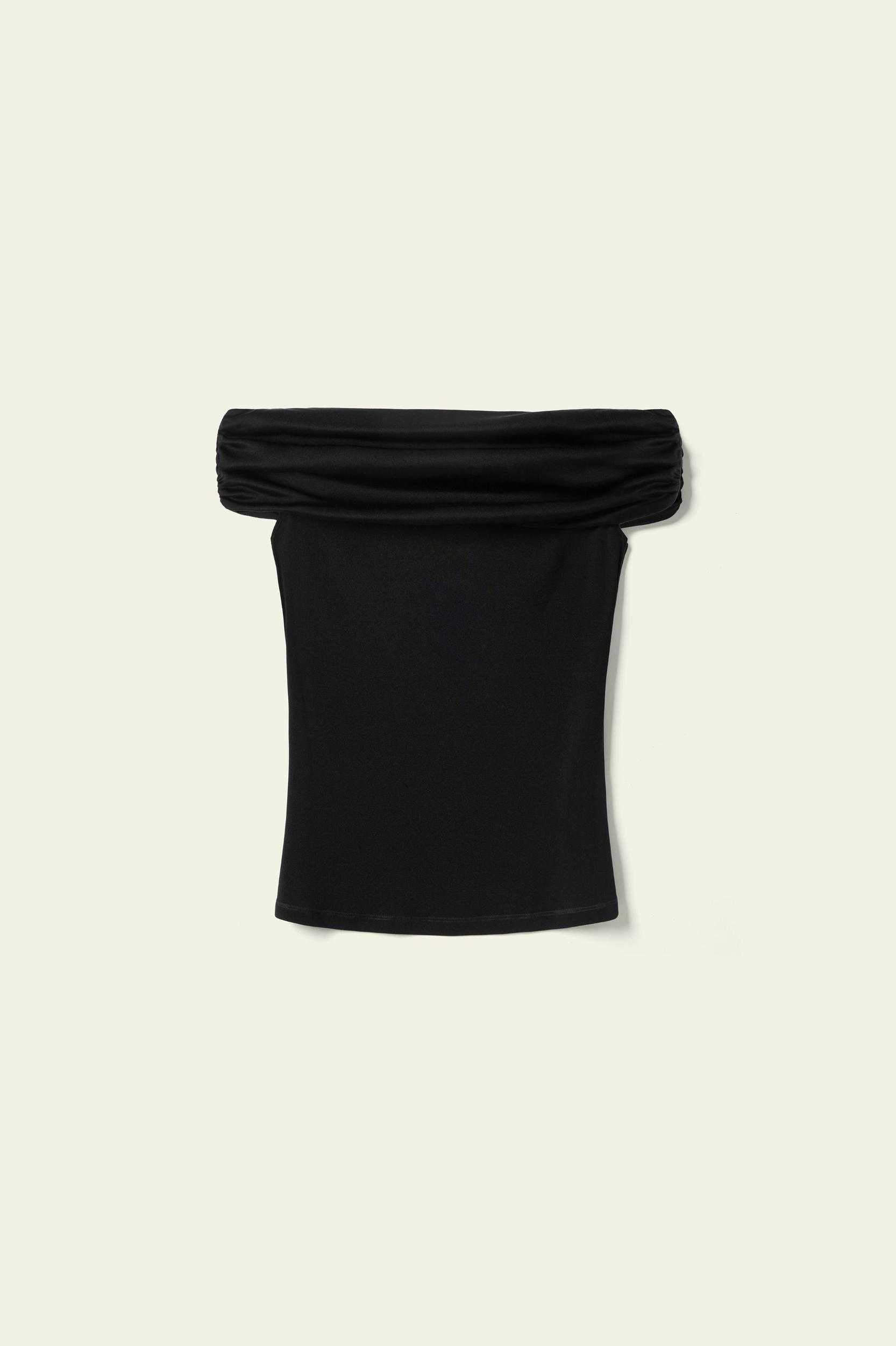 Silk Jersey Off-Shoulder Slim Top Product Image