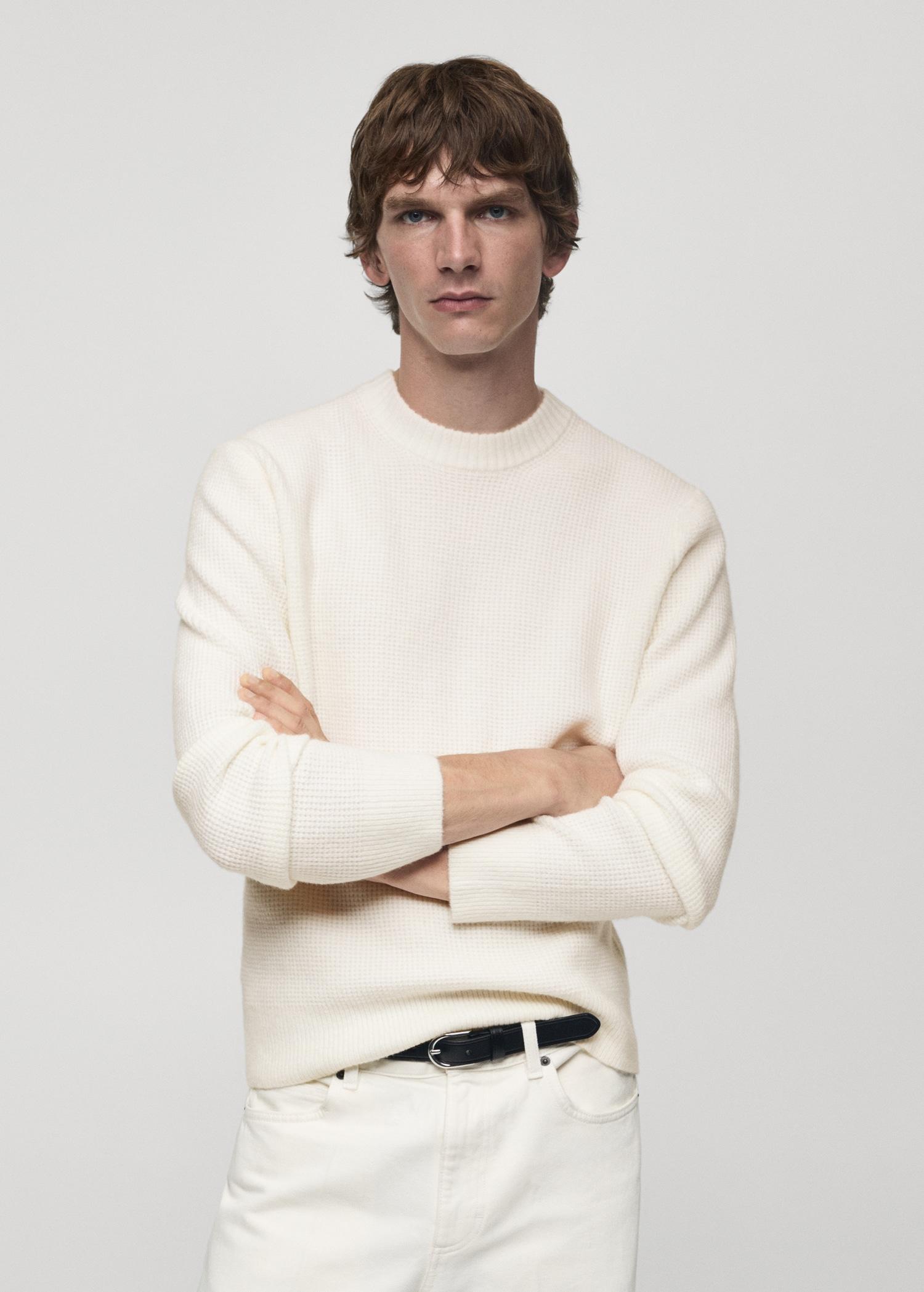 Knitted sweater with check structure - Men | MANGO USA Product Image