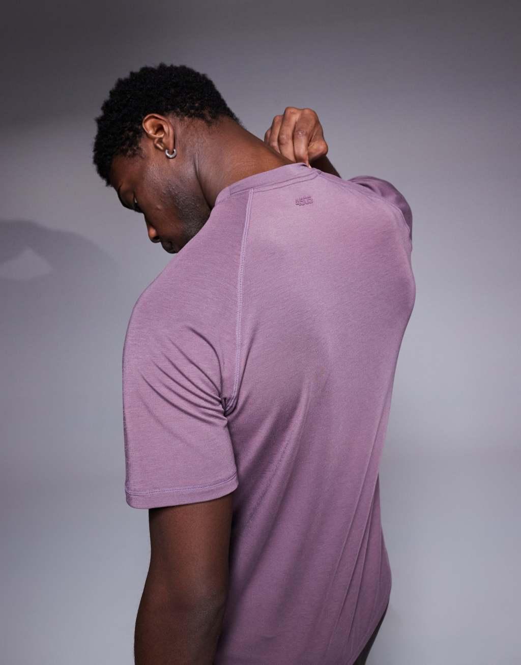 4505 Icon performance jersey oversized boxy training T-shirt in grape Product Image