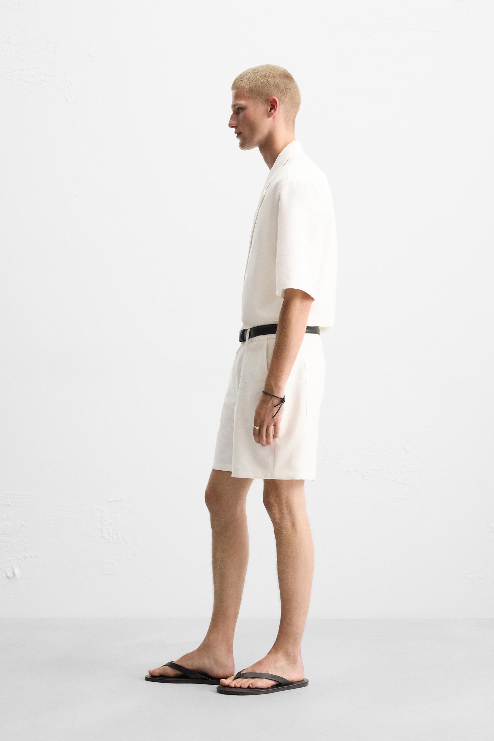 RELAXED FIT SHORTS Product Image