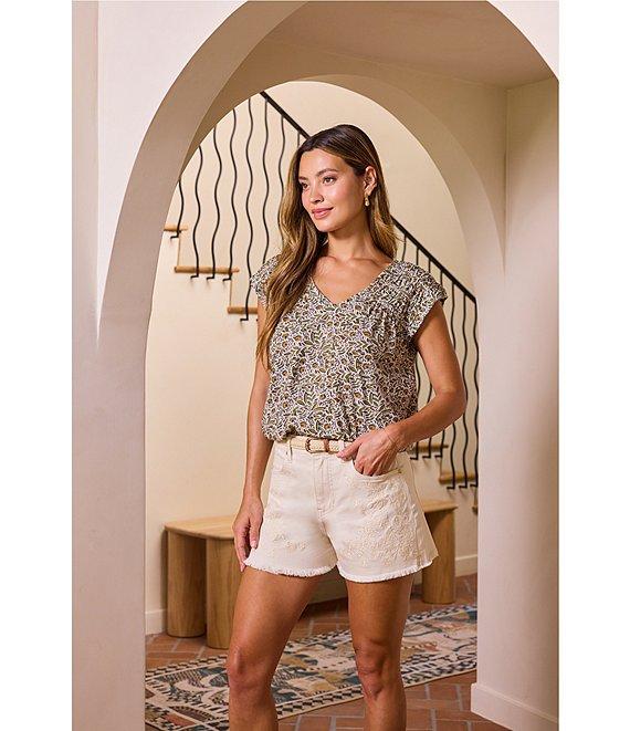 Liverpool Los Angeles Leaf Printed V-Neck Short Sleeve Top Product Image