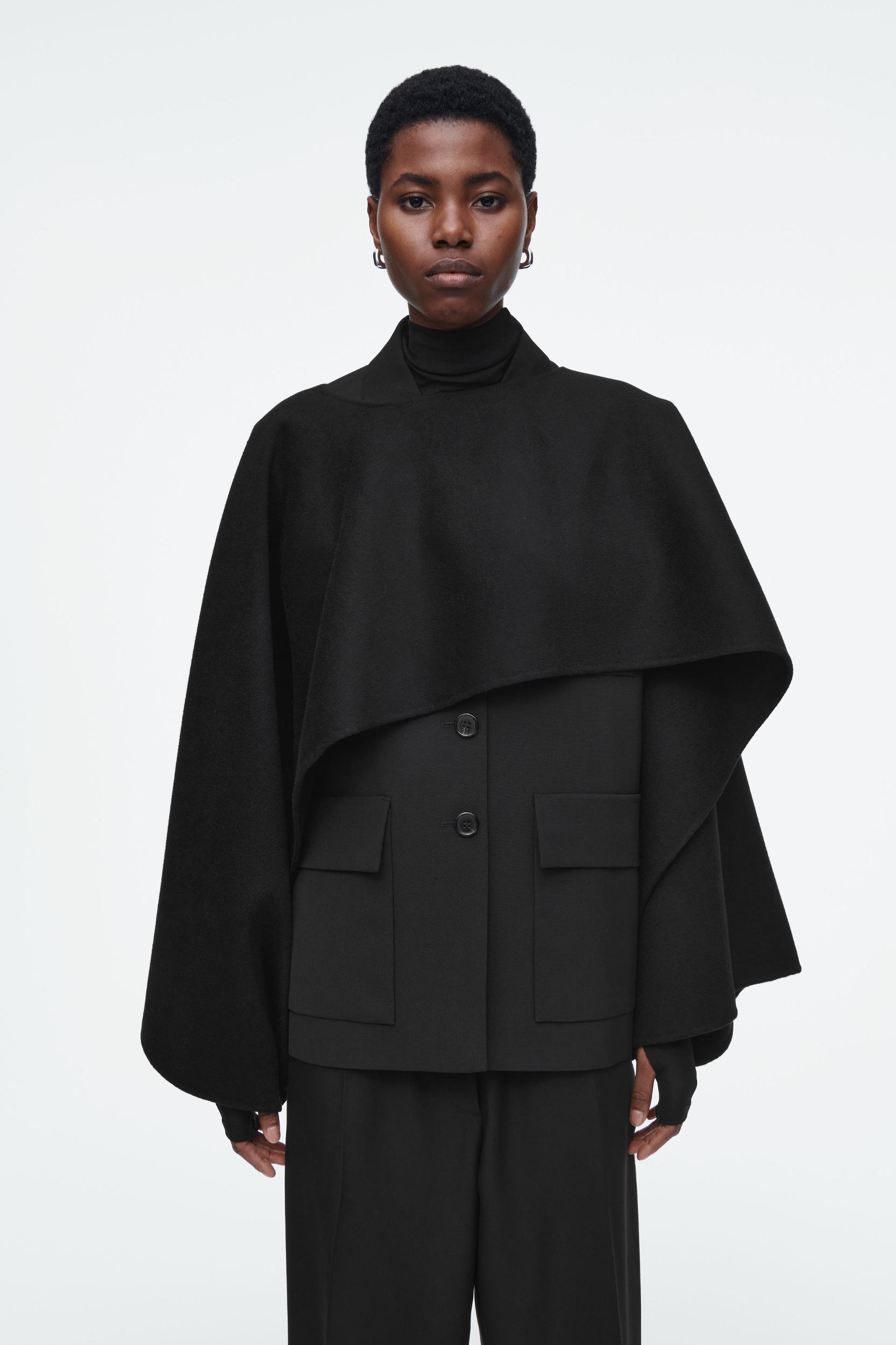 DOUBLE-FACED WOOL HYBRID CAPE Product Image