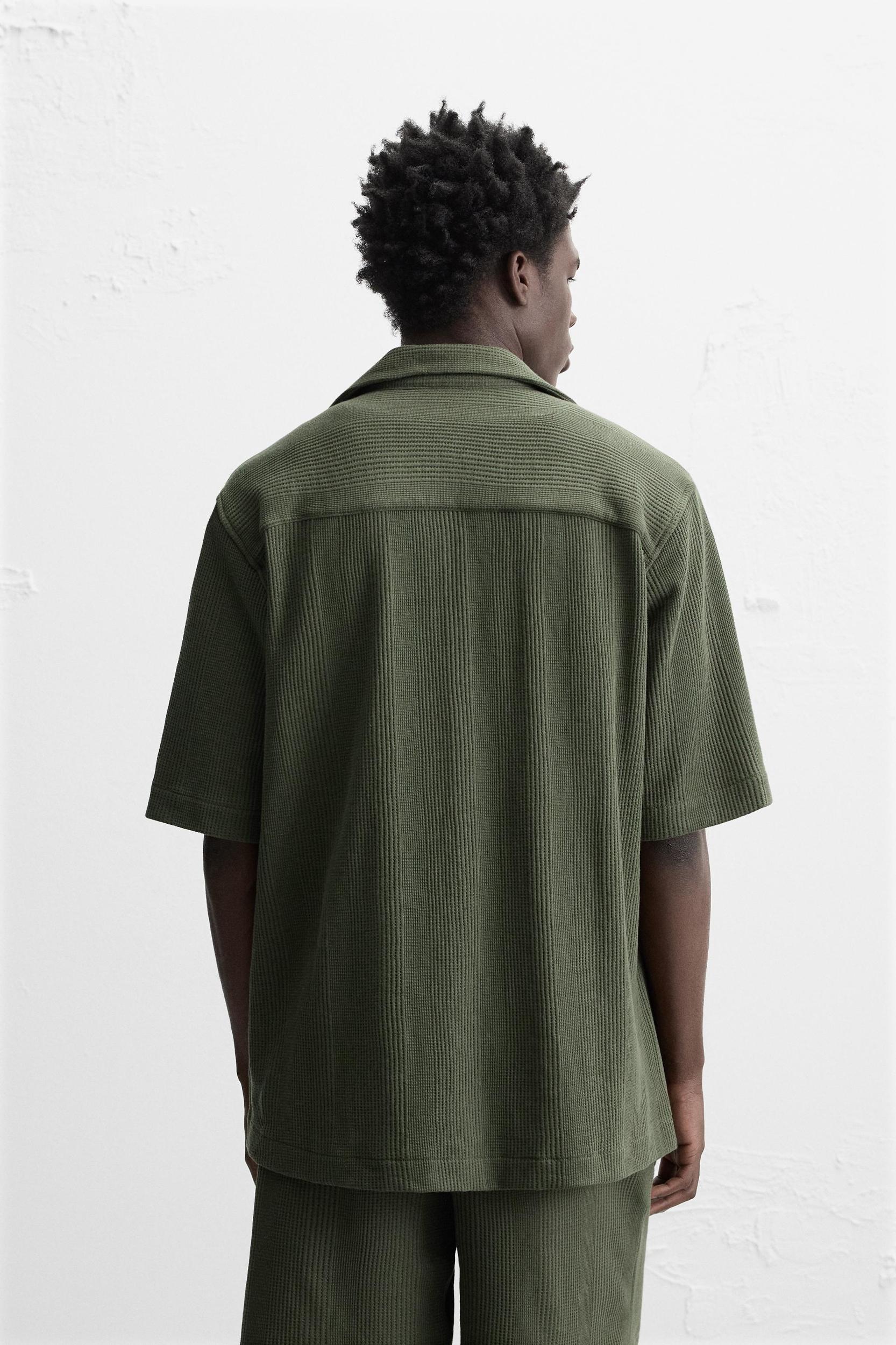 JACQUARD TEXTURED SHIRT Product Image