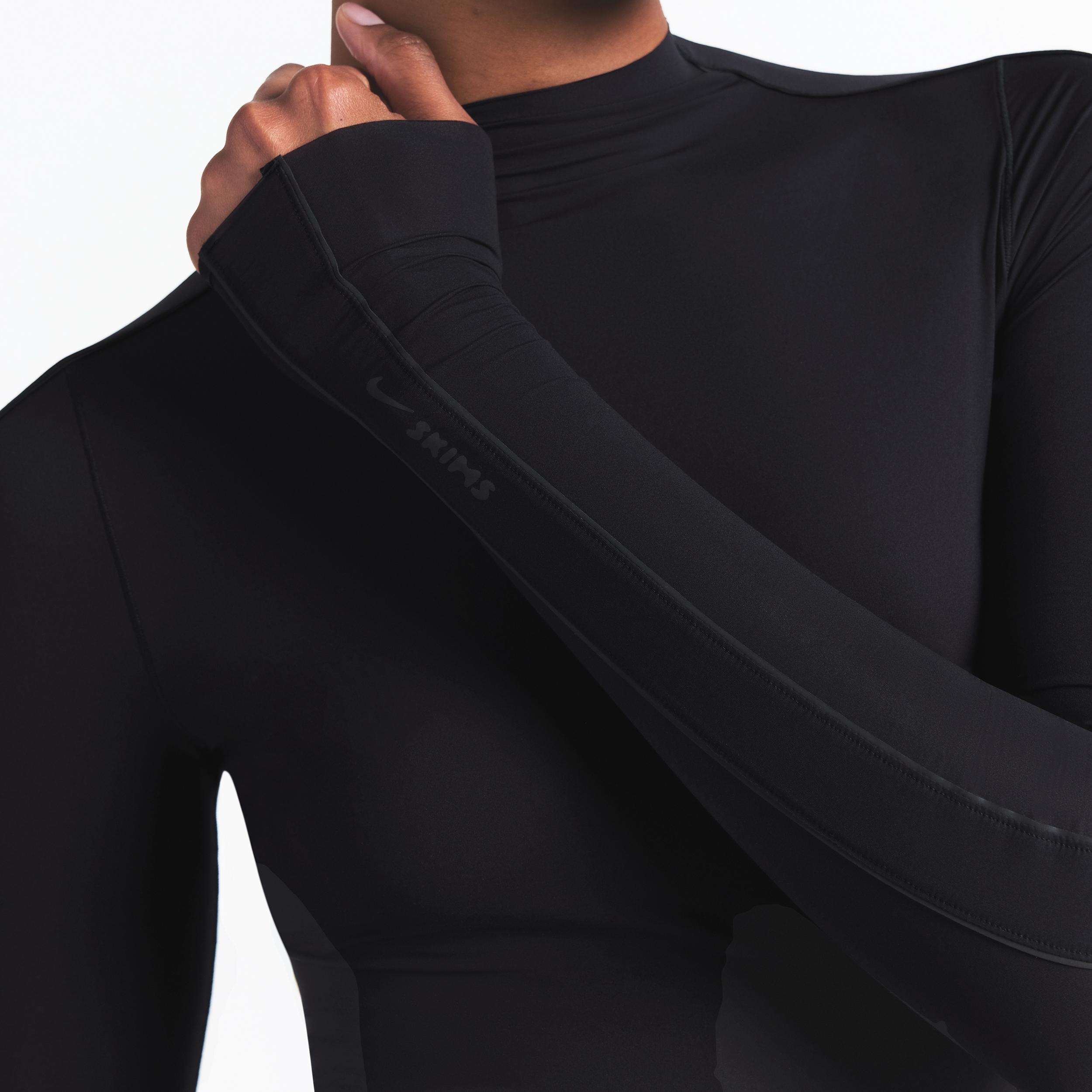 Nike Women's SKIMS Shine High-Waisted Bonded 26" Leggings Product Image