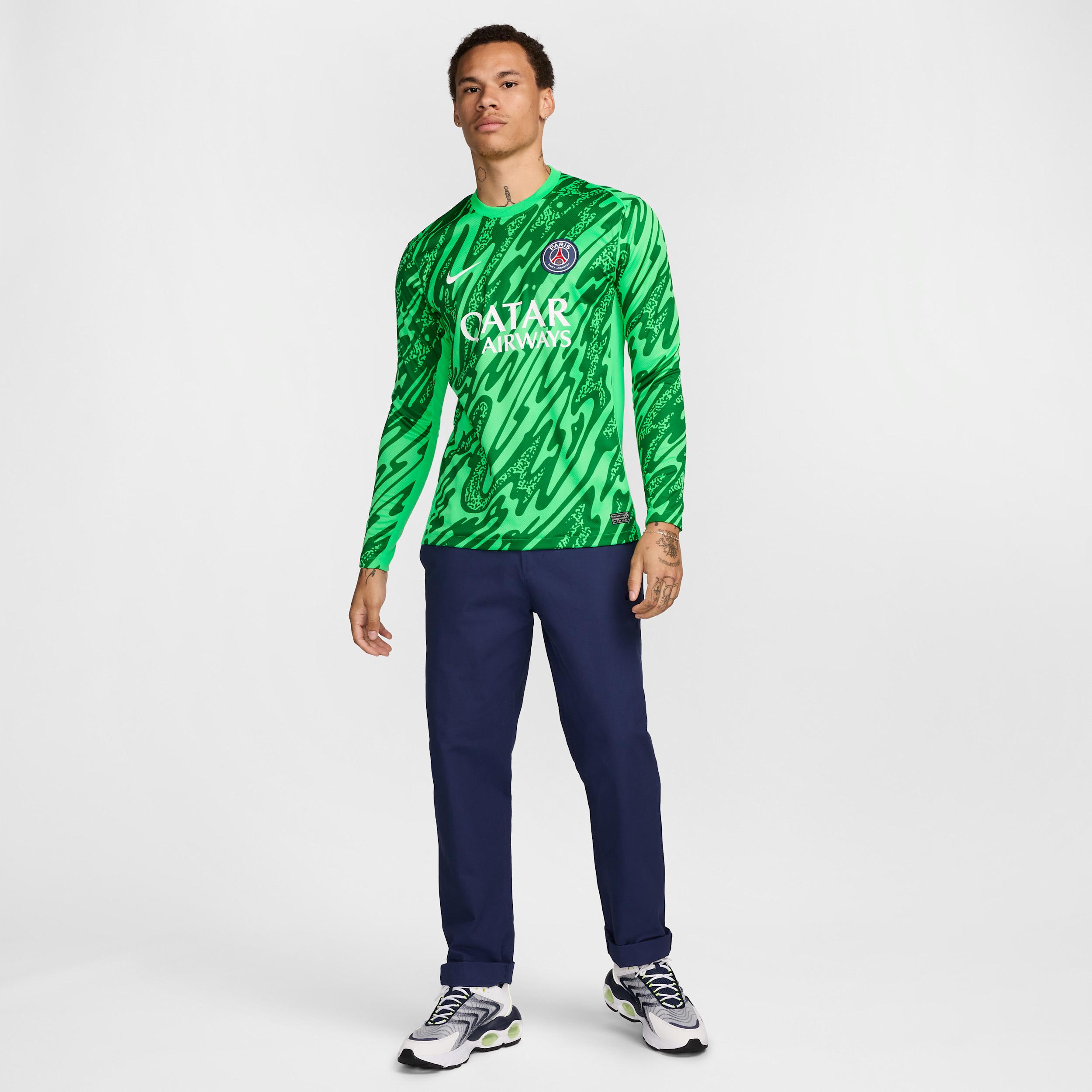 Men's Nike Green Paris Saint-Germain 2024/25 Goalkeeper Replica Stadium Long Sleeve Jersey,  Product Image
