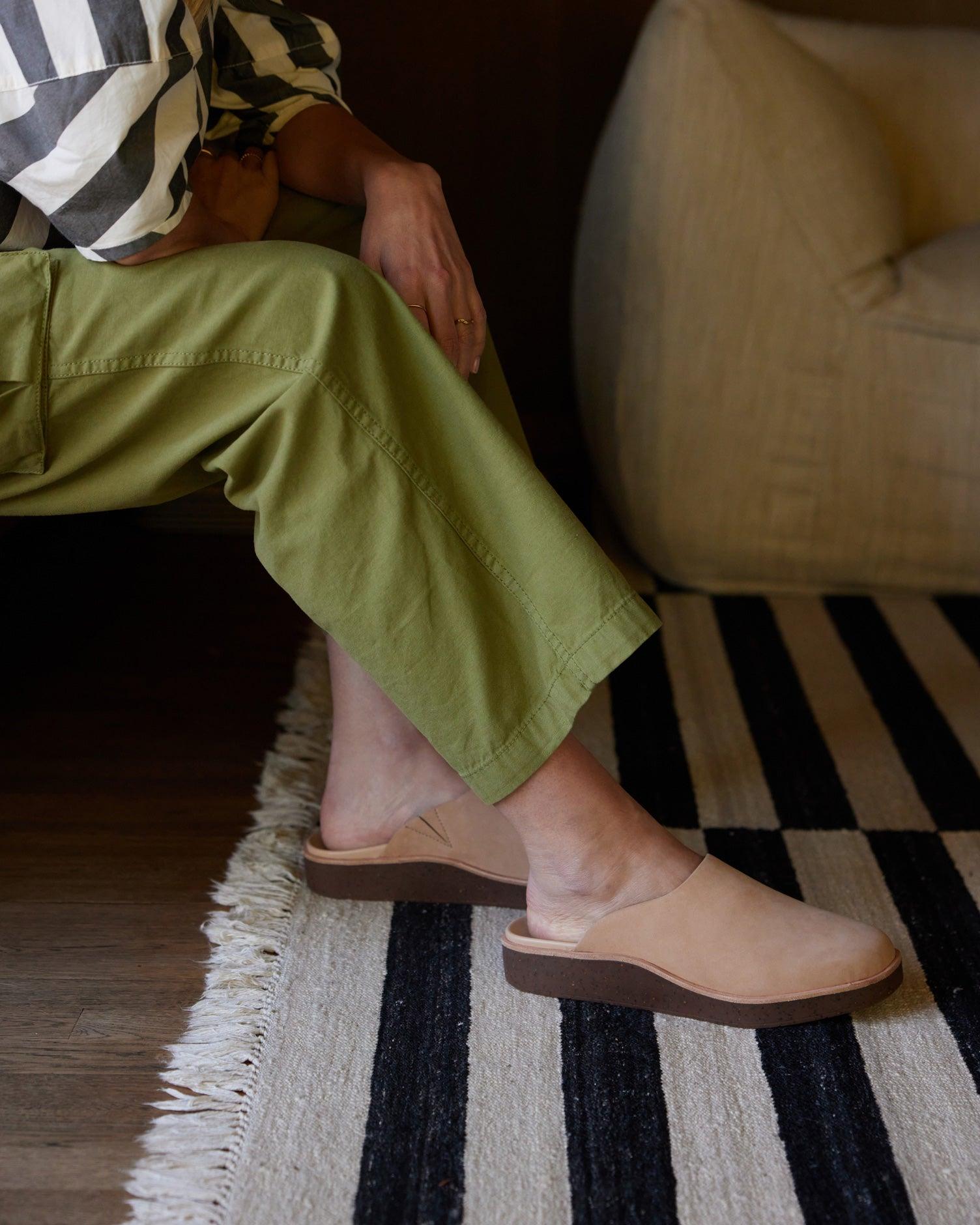 Pioneer Clog Female Product Image