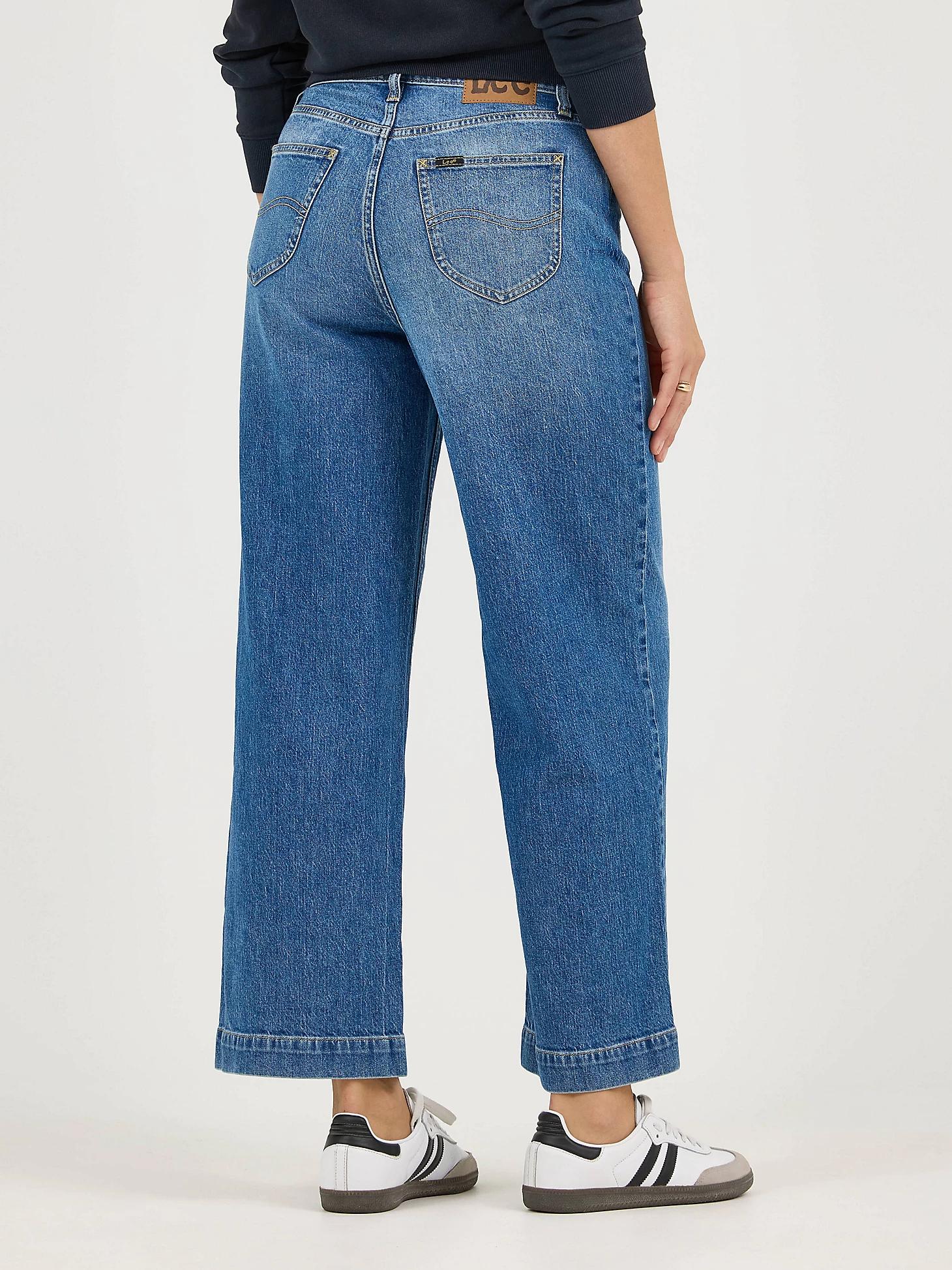 Women's Legendary Wide Leg Crop Jean | Women's Capris & Crops | Lee® Product Image