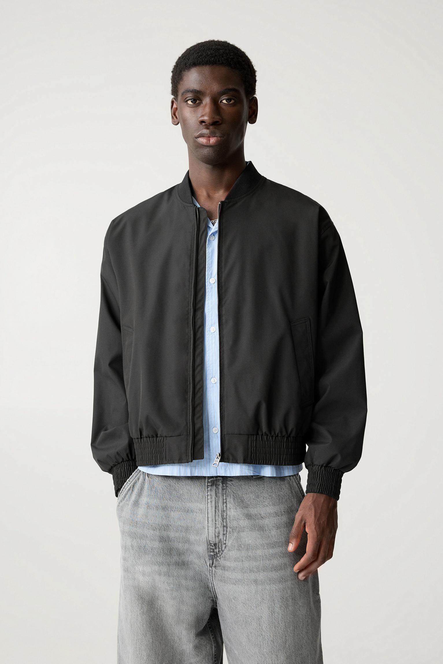 Lightweight bomber jacket Product Image