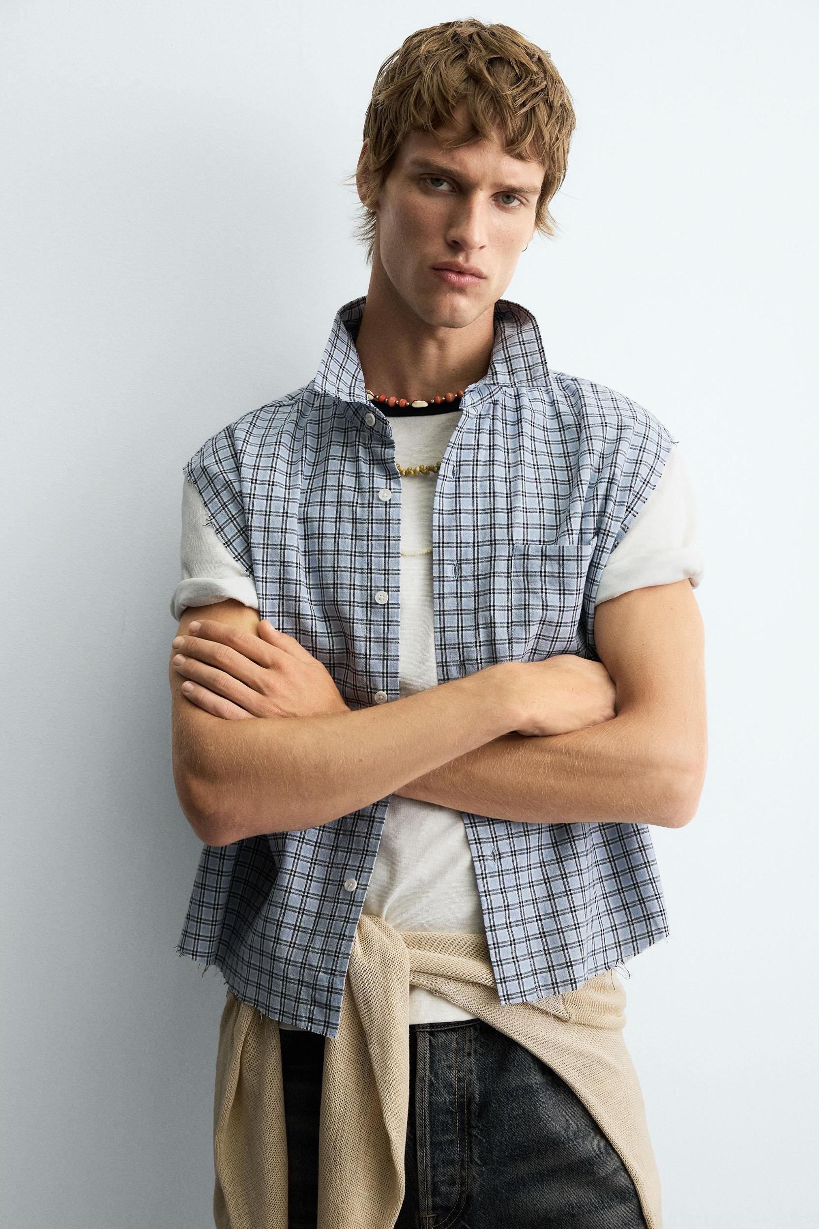 PLAID CROPPED FIT SHIRT Product Image