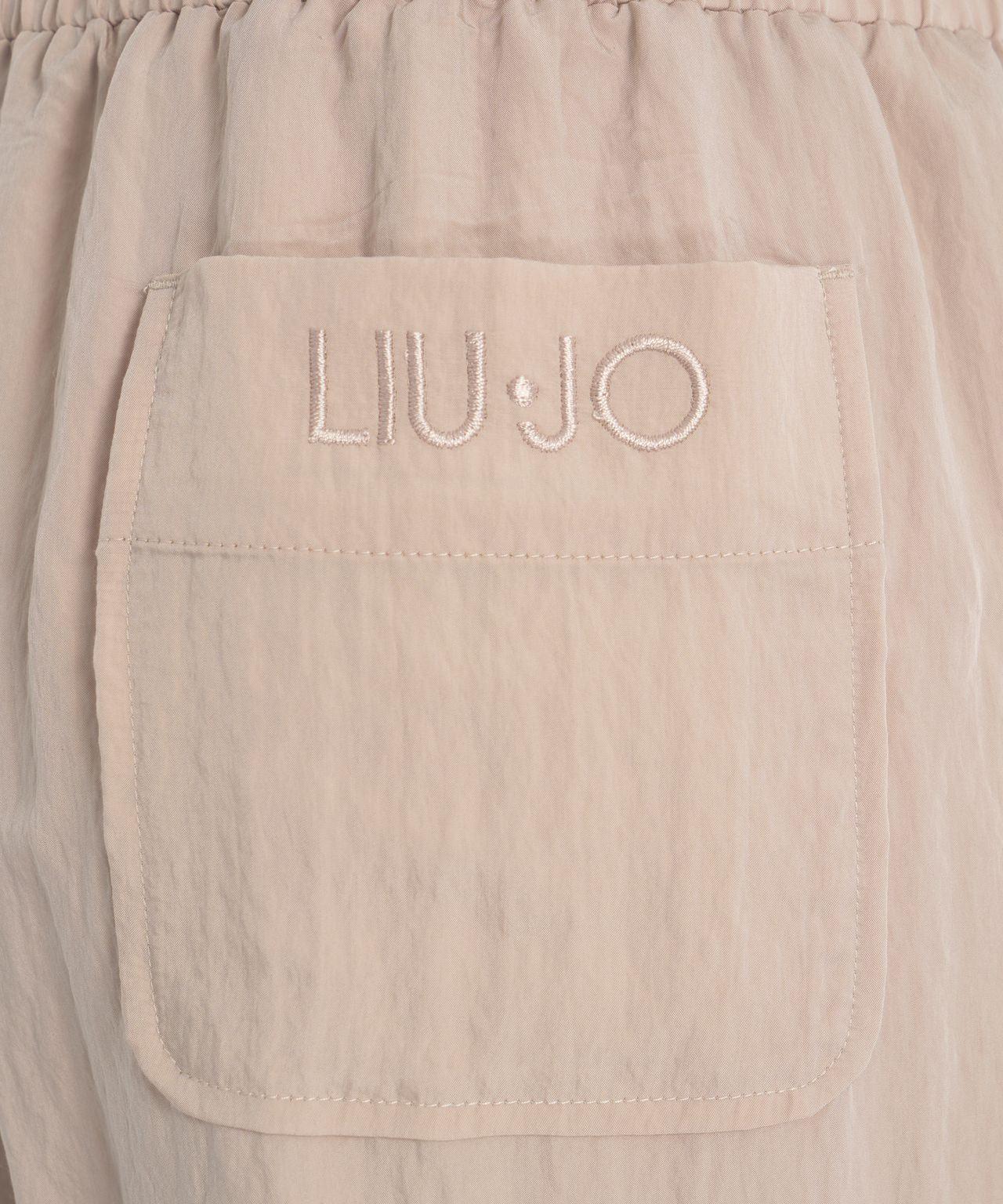 Joggers in viscose blend Product Image