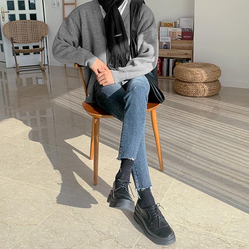 RT No. 2803 GRAY KNITTED CARDIGAN Product Image