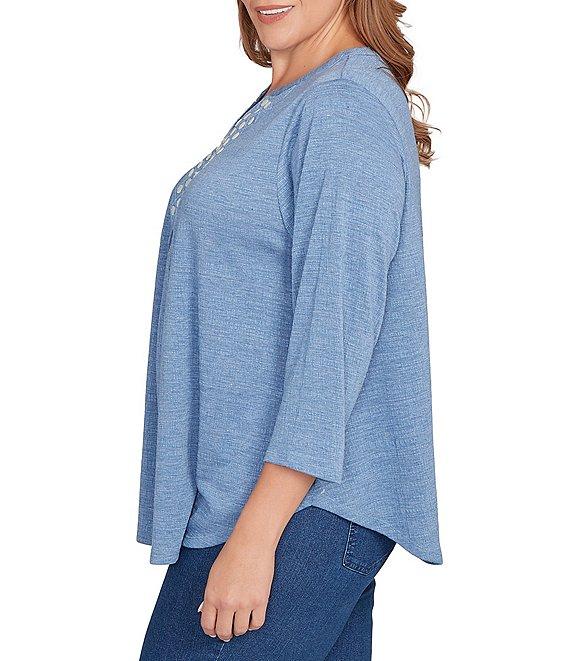 Ruby Rd. Plus Size Textured Knit Split V-Neck 3/4 Sleeve Top Product Image