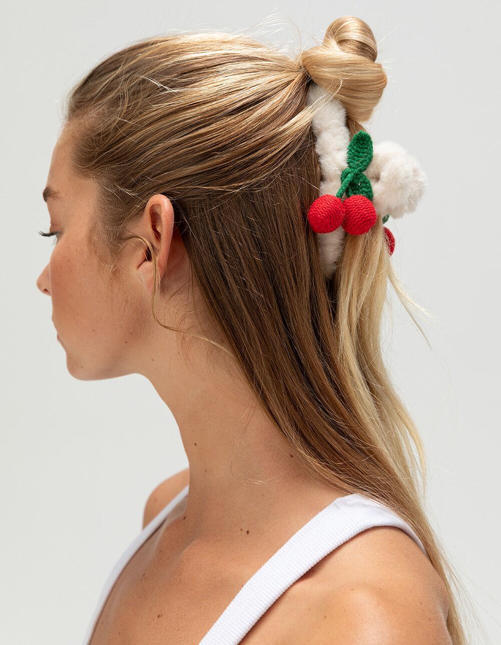 FULL TILT Faux Fur/Crochet Cherry Claw Clip - CREAM Product Image
