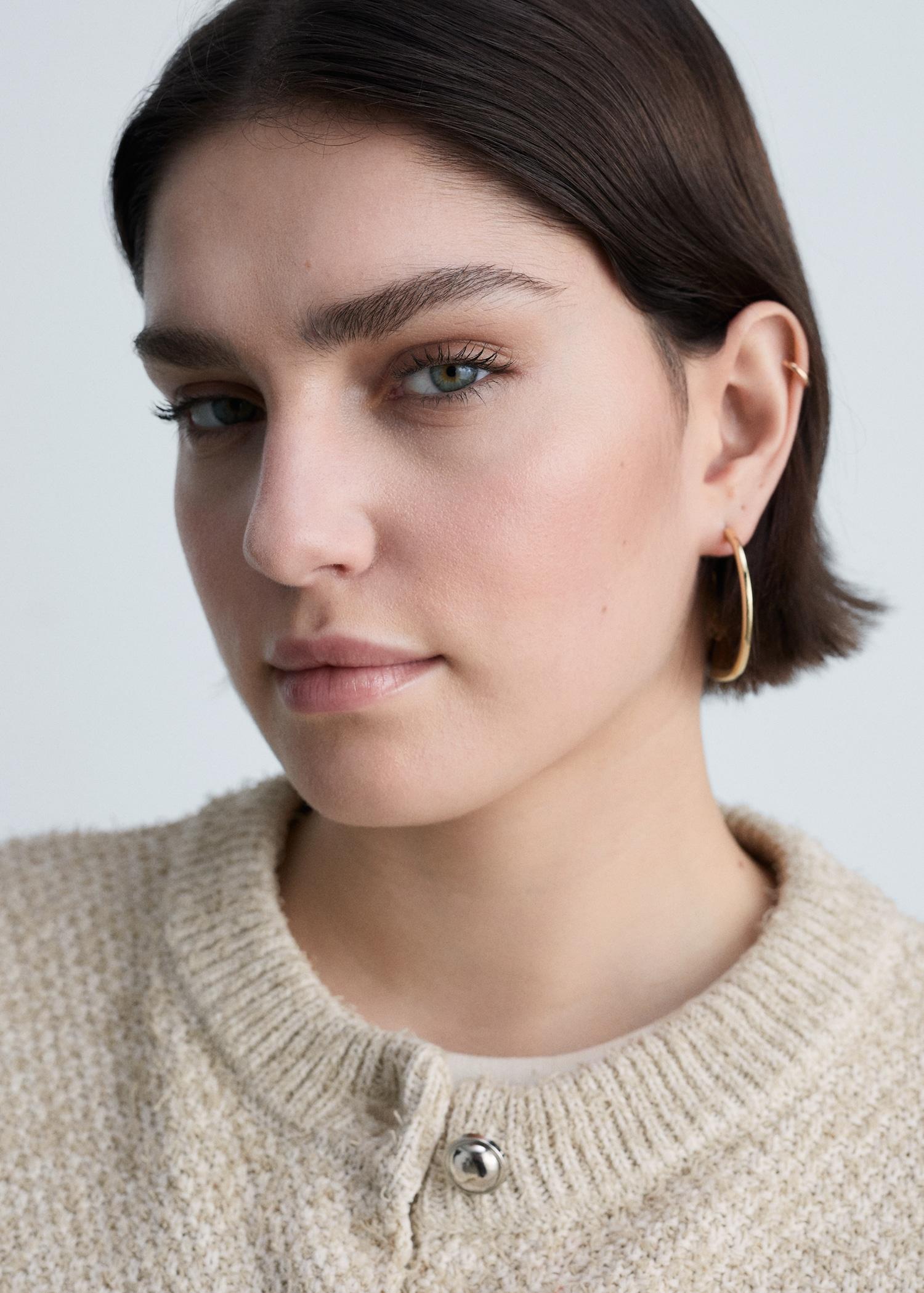 Chunky-knit jacket with buttons - Women | MANGO USA Product Image