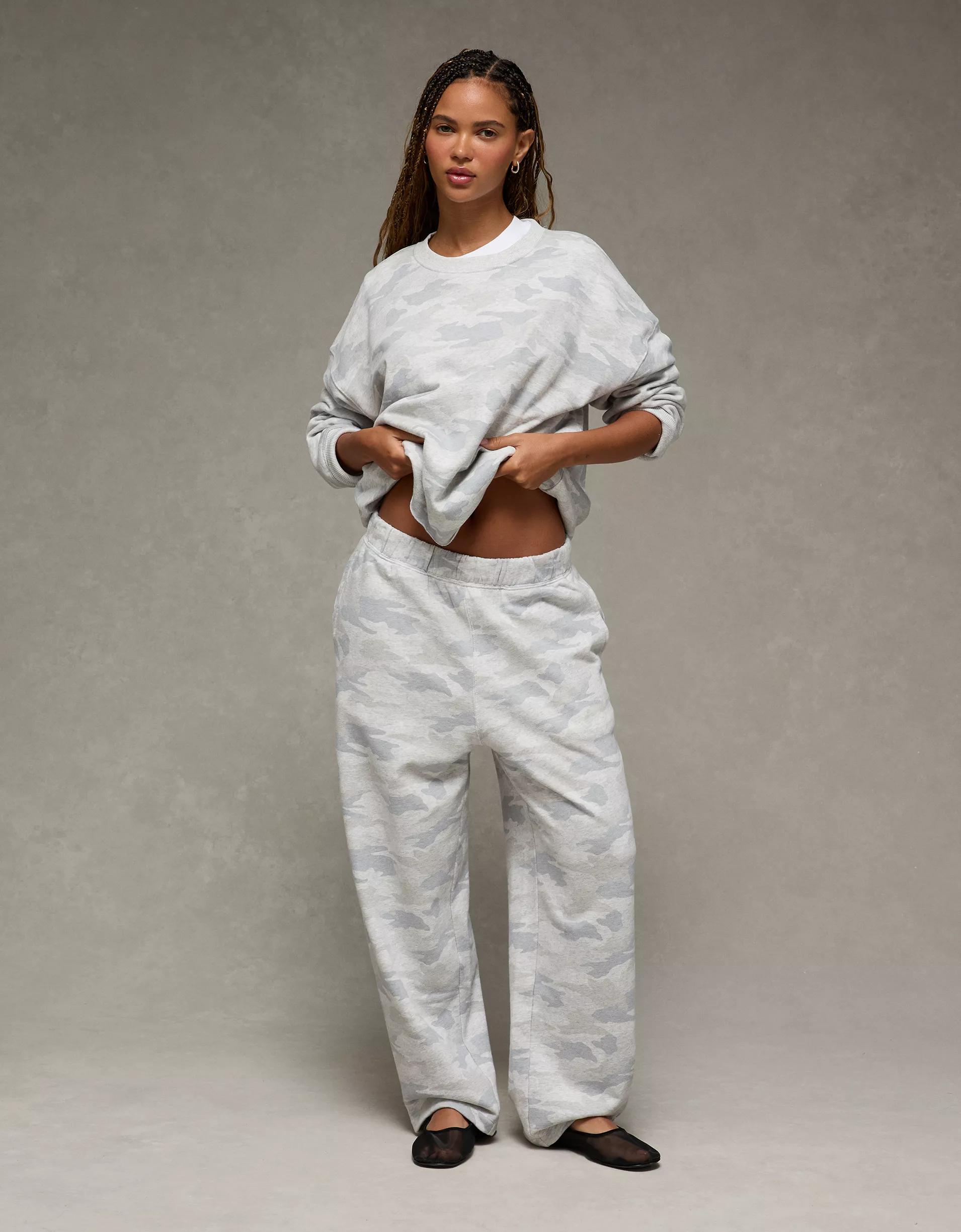 AE Everyday Luxe Cropped Cut-Off Sweatshirt Product Image