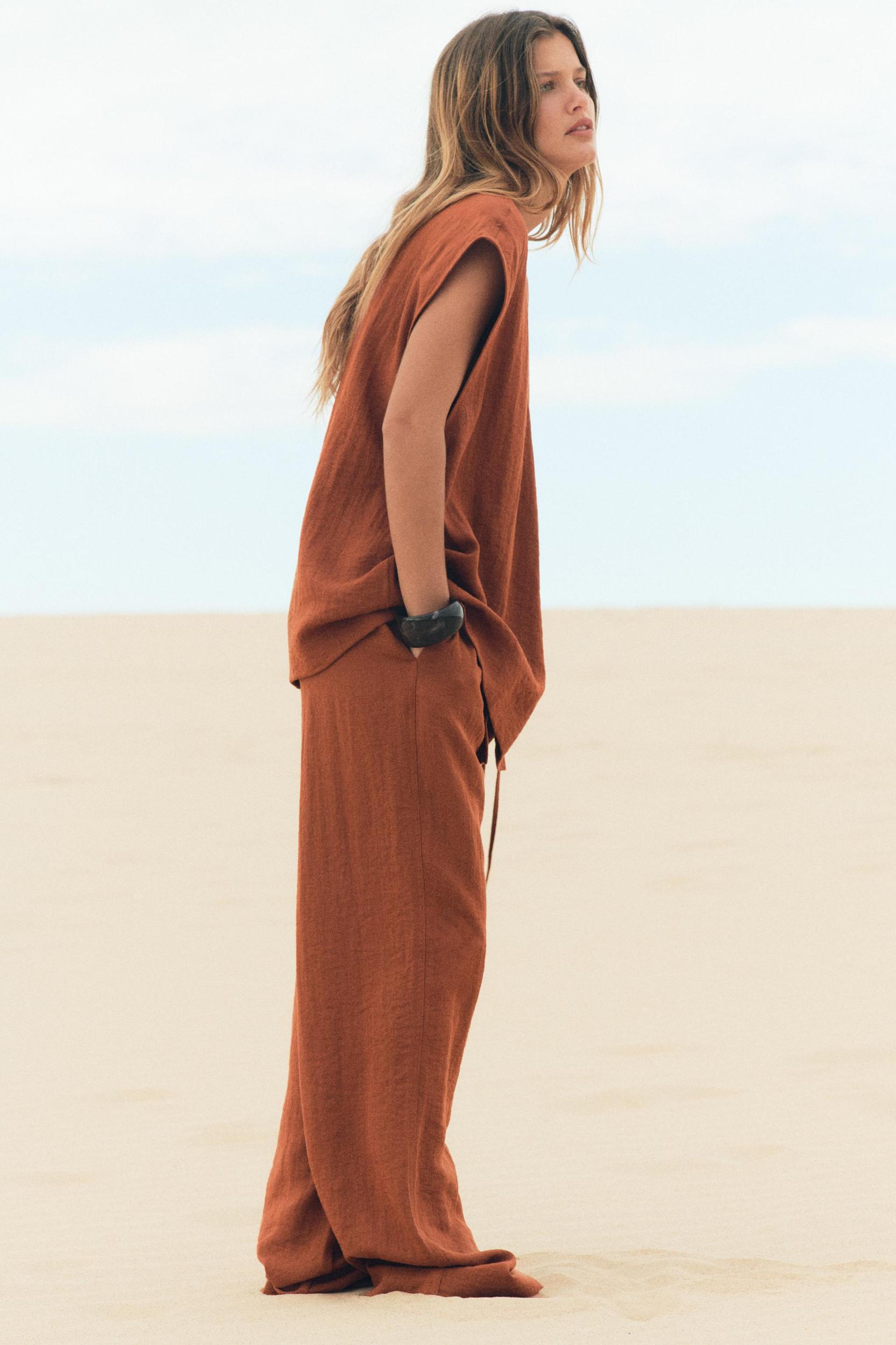 KIMONO VEST Product Image