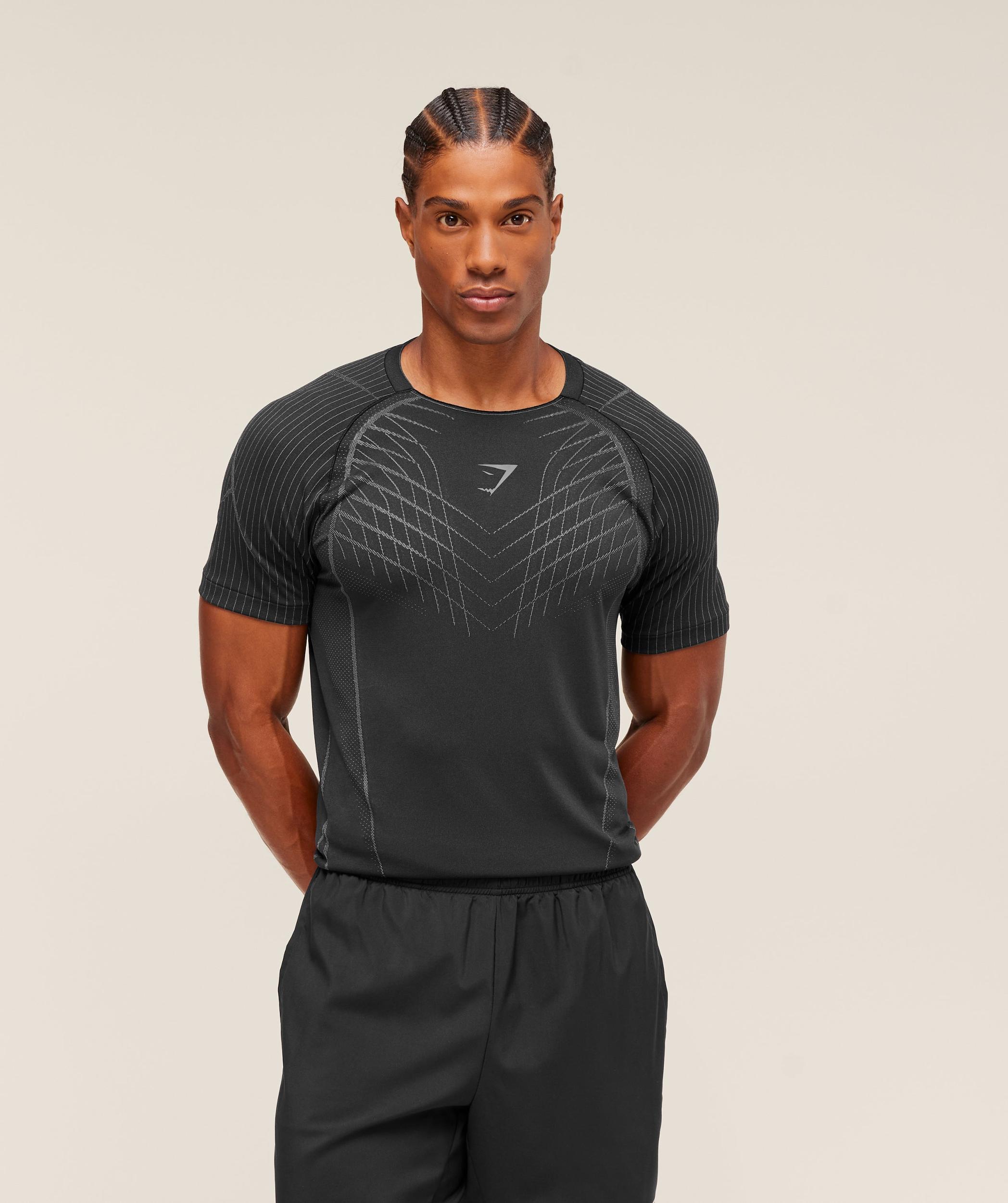 Gymshark Apex Seamless T-Shirt - Black/Dark Grey Male Product Image