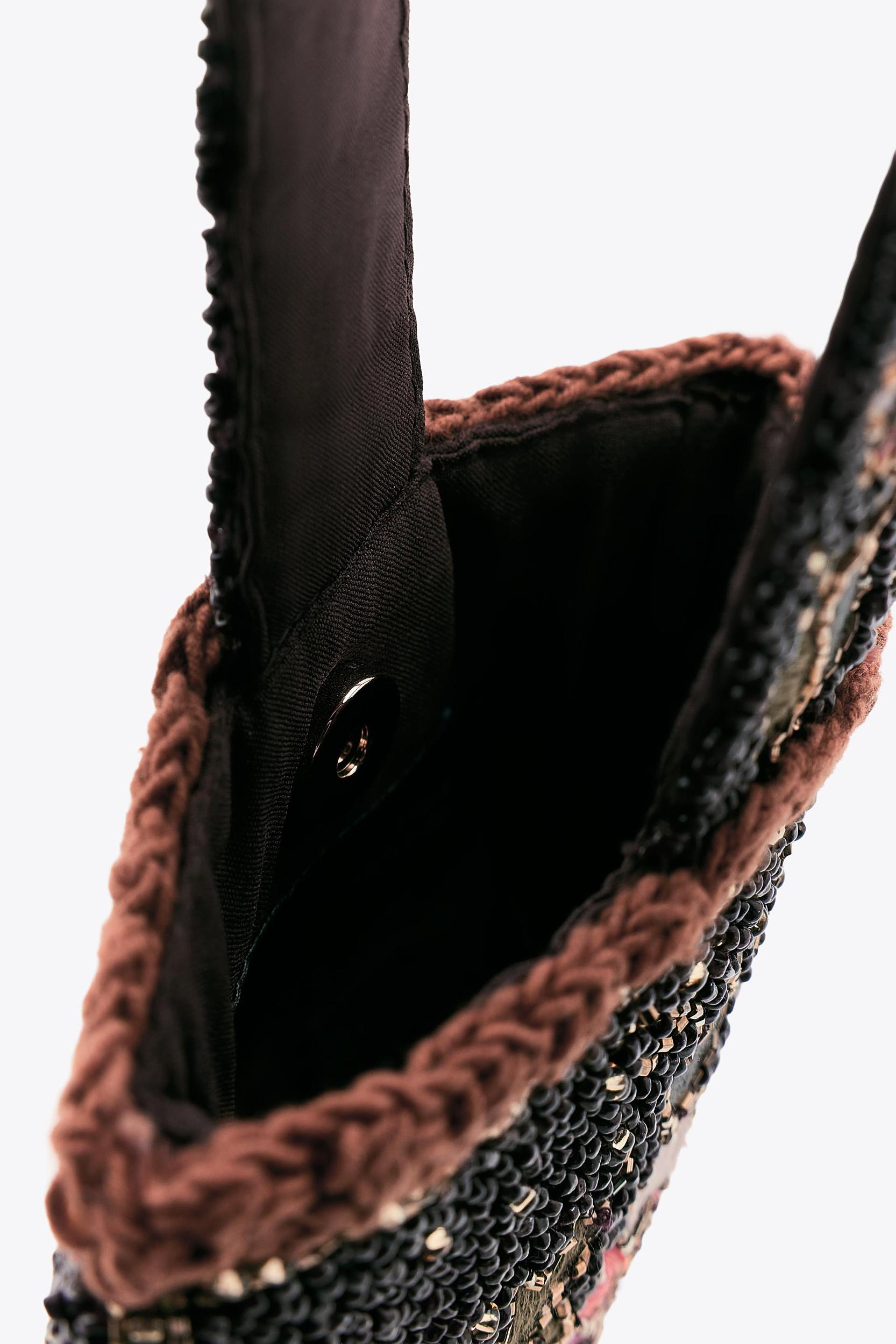 BEADED FRINGE HANDBAG Product Image