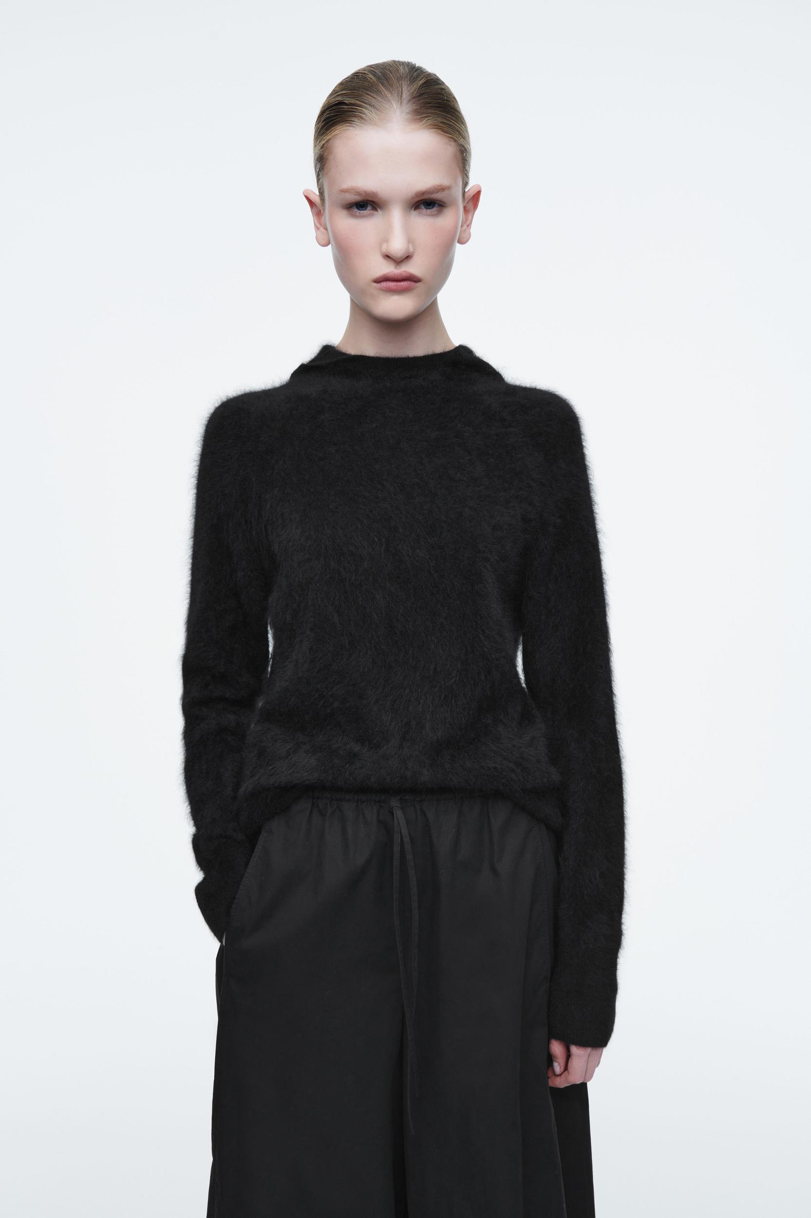 PURE BRUSHED-CASHMERE HOODIE Product Image