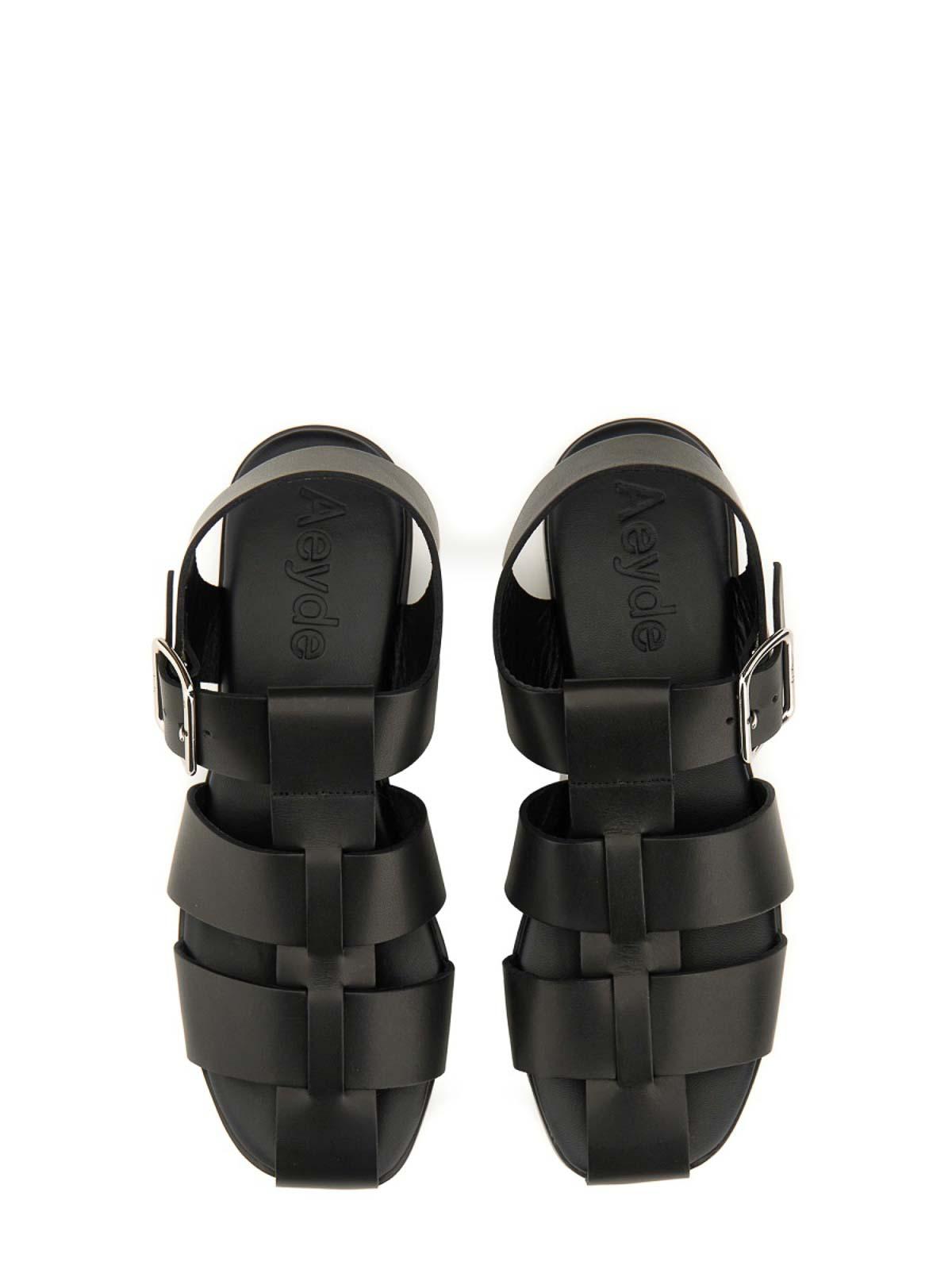 AEYDE 10mm Whit Leather Fisherman Sandals In Black Product Image