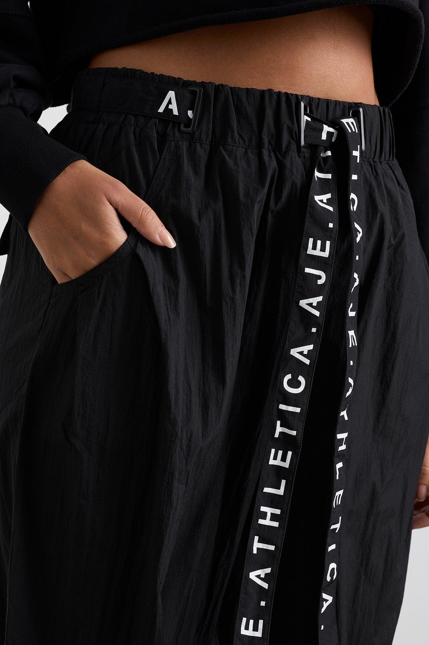 Belted Windbreaker Pant 502 Product Image