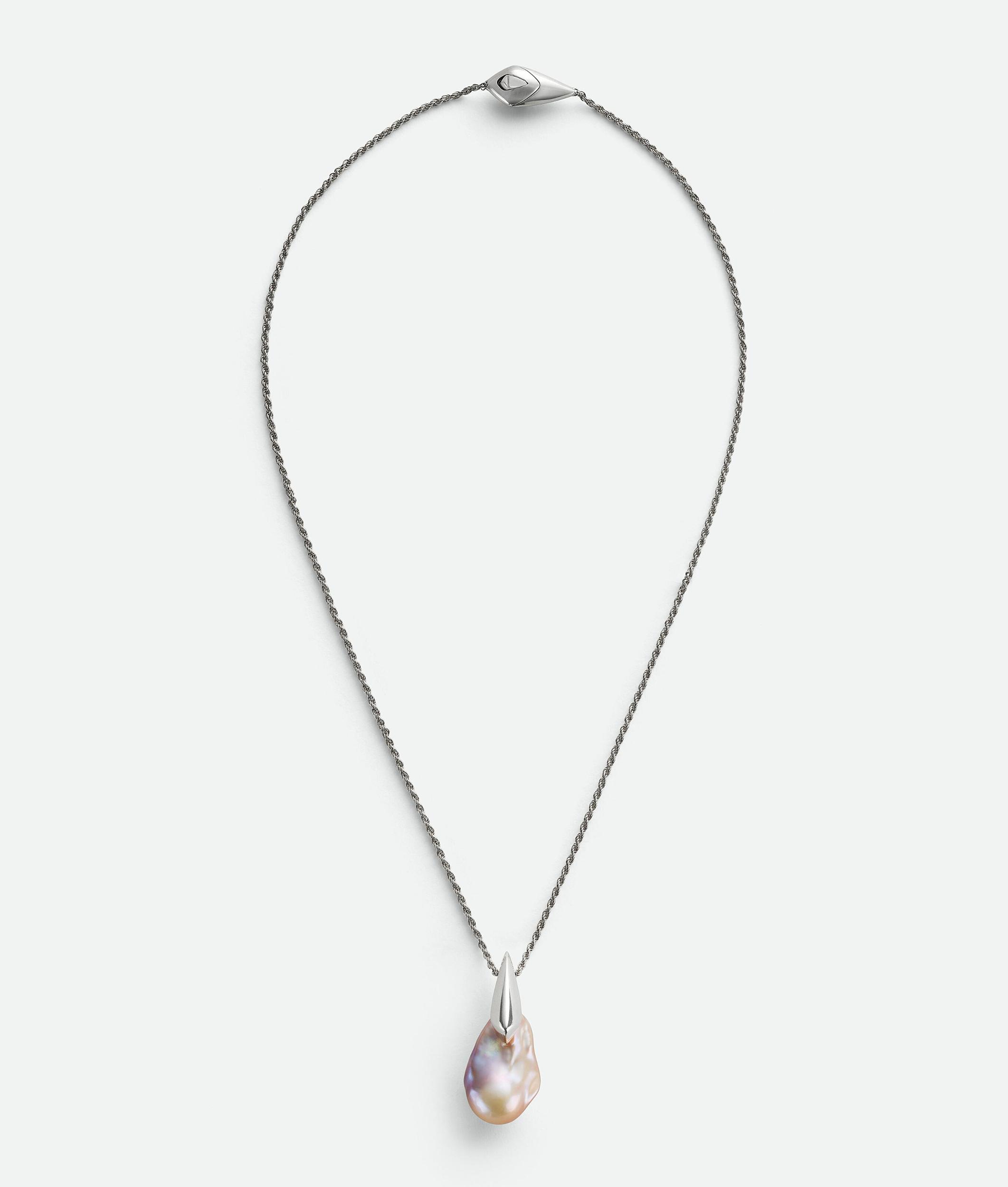 Women's Pearl Pendant in Natural pink Product Image