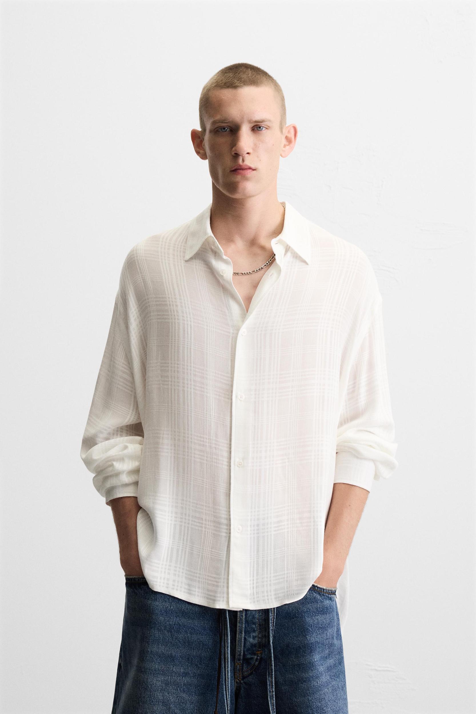 CHECKERED JACQUARD SHIRT Product Image