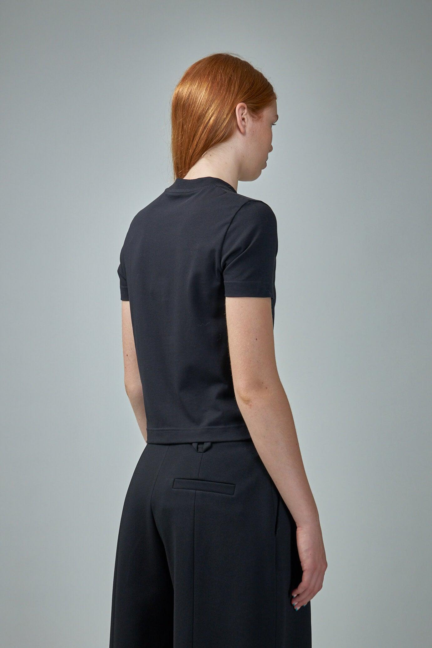 JACQUEMUS Black Fitted T-shirt With Logo Patch In Stretch Cotton Woman Product Image