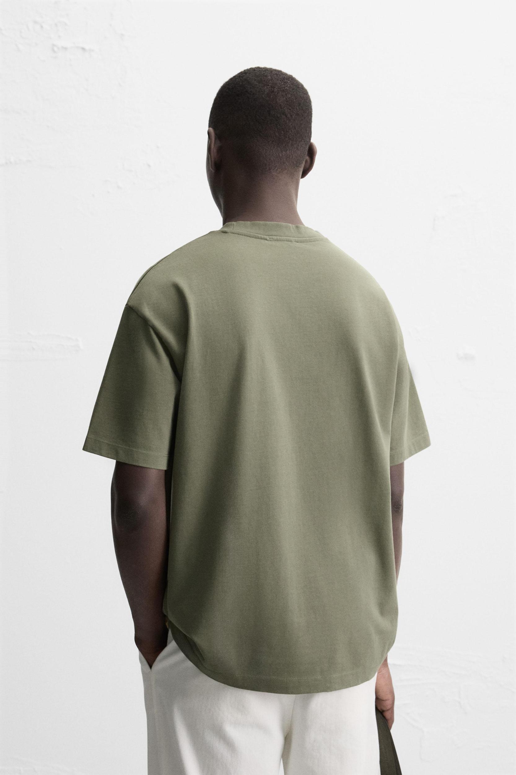 BASIC HEAVYWEIGHT T-SHIRT Product Image