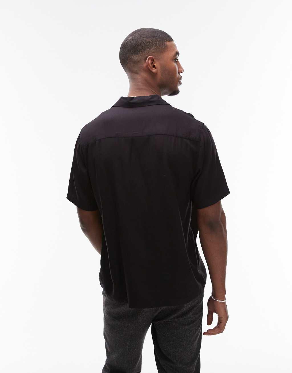 Topman short sleeve shirt in black Product Image