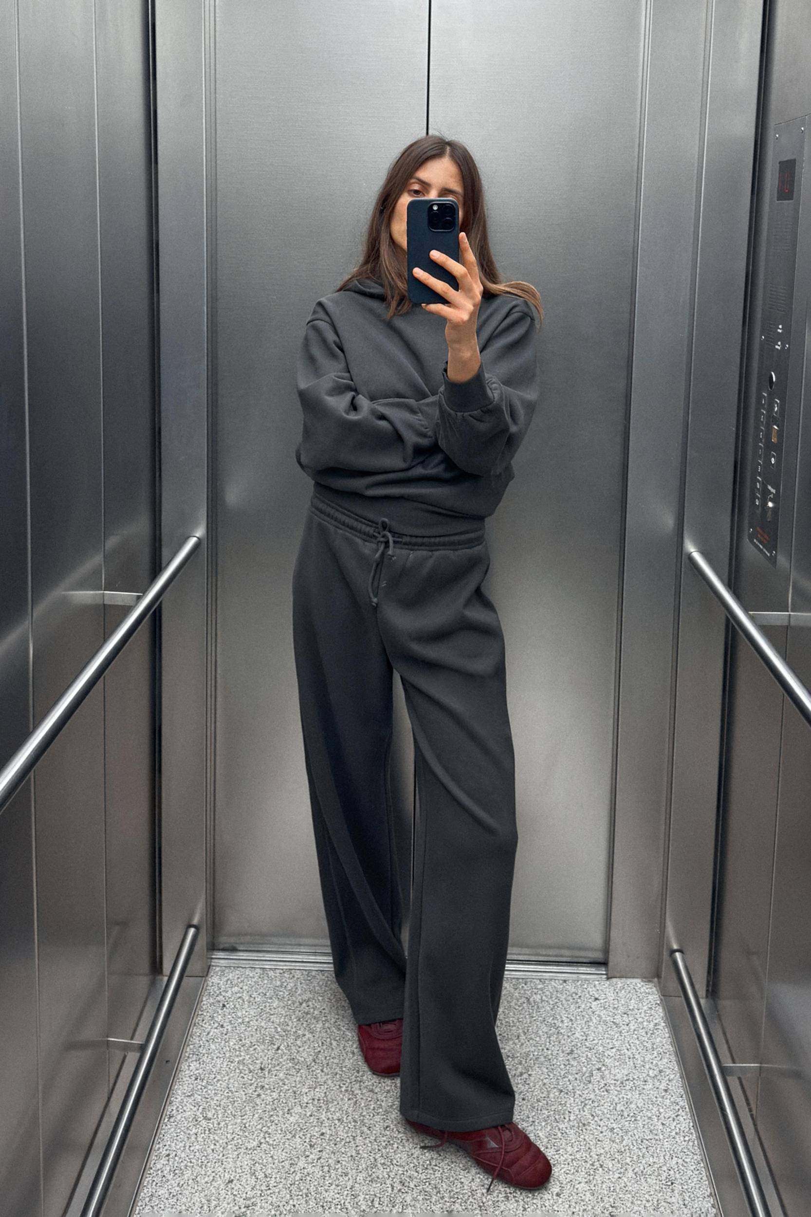 STRAIGHT LEG FLEECE PANTS Product Image