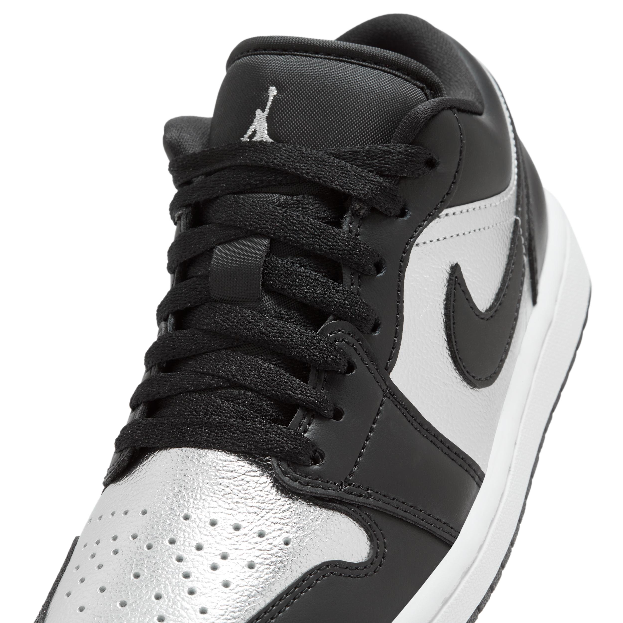 Jordan Womens Jordan AJ 1 Low SE - Womens Basketball Shoes White/Black/Metallic Silver Product Image