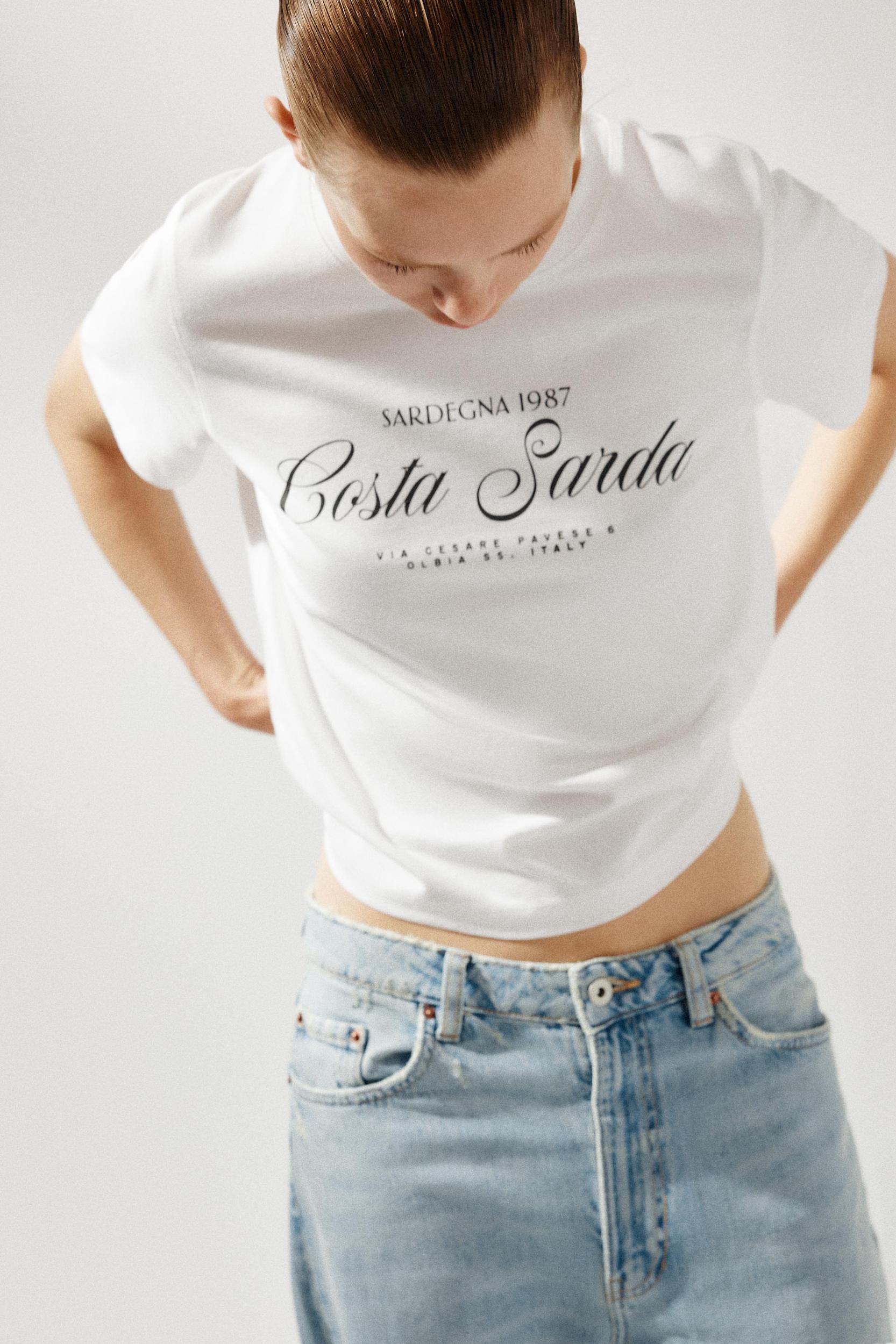 TEXT T-SHIRT Product Image
