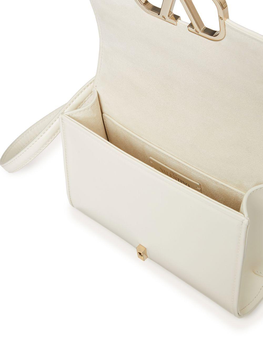 VLogo Signature shoulder bag Product Image