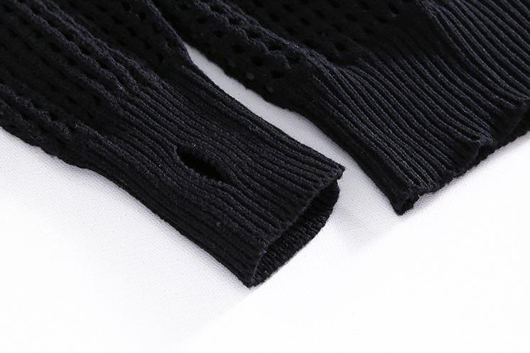 RT No. 5159 KNITTED HOLE SWEATER Product Image