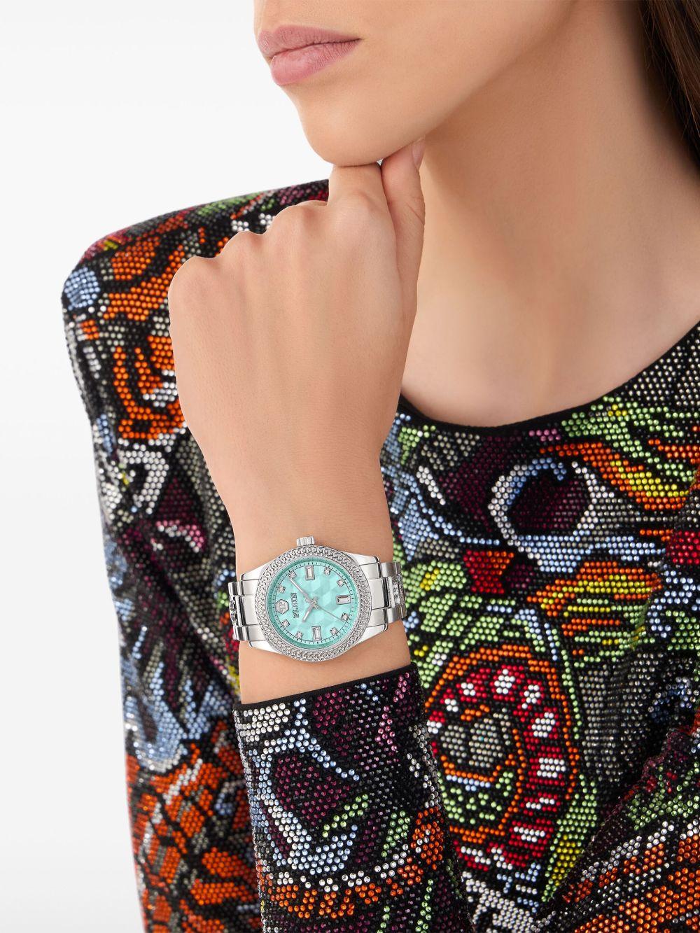 Queen 38mm Product Image