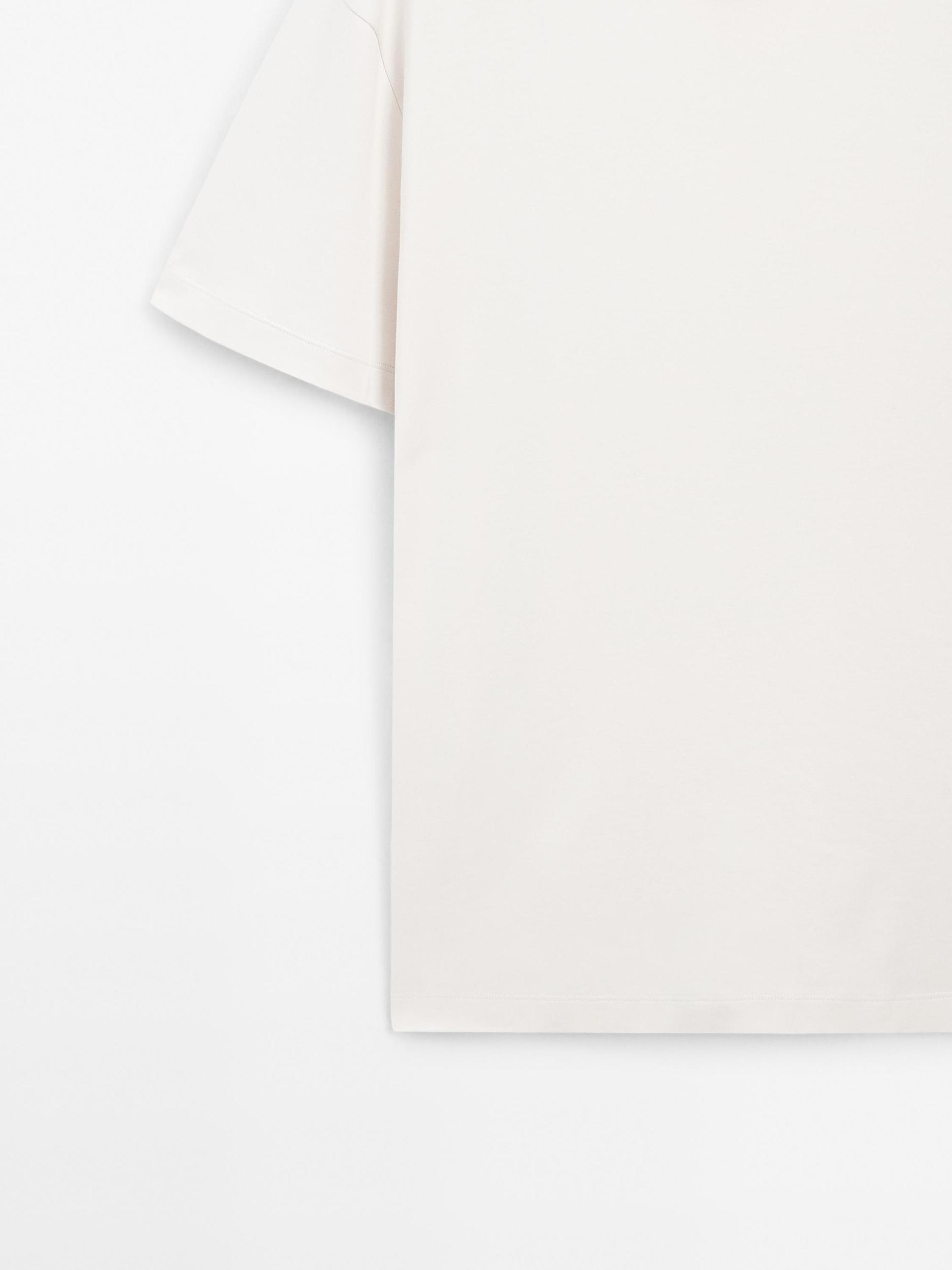 T-shirt medium weight 100% cotton Product Image