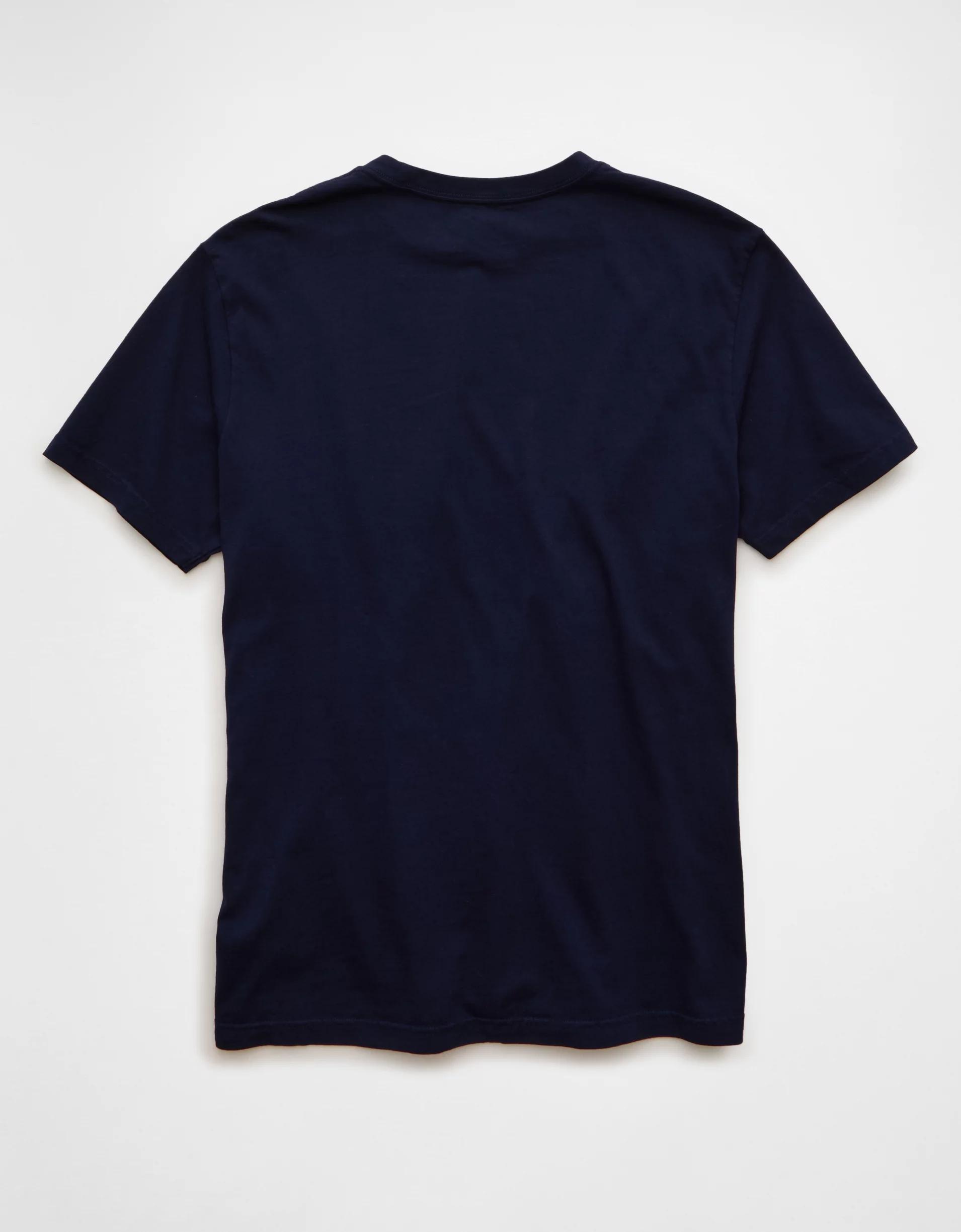 AE Boxy Graphic T-Shirt Product Image